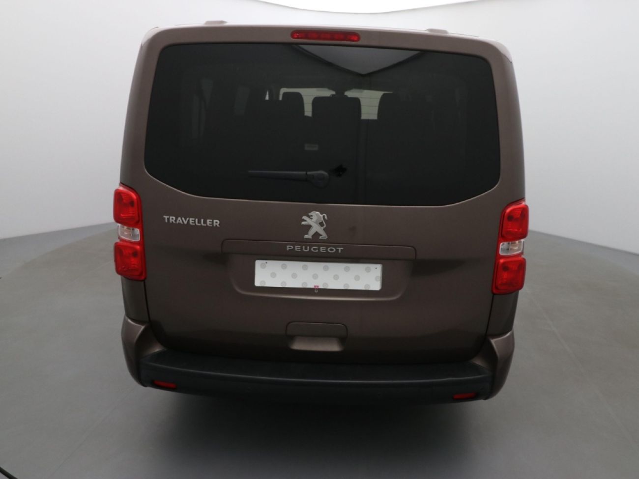 Mandataire PEUGEOT TRAVELLER 1.5 BLUEHDI 120CH S&S LONG BUSINESS 9 PLACES