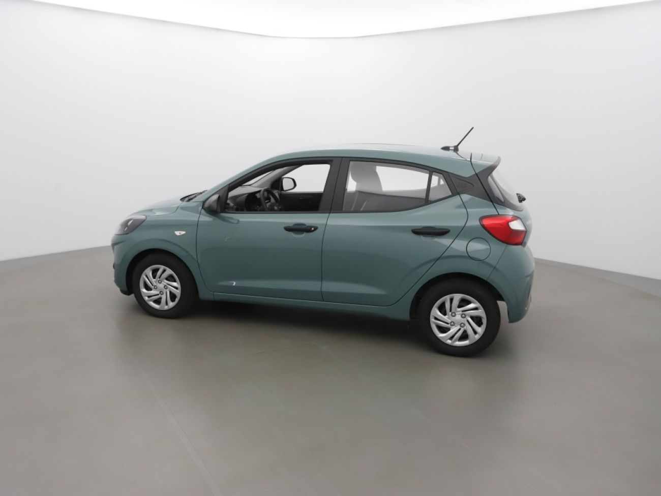 Mandataire Hyundai i10 1.0 63CH ECO INTUITIVE PACK BVR
