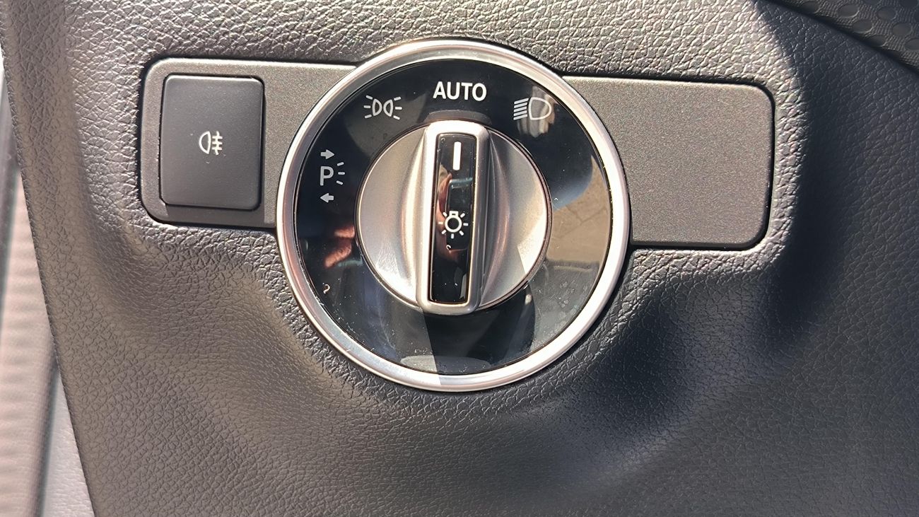 Mandataire MERCEDES CLASSE A 200 d 7G-DCT Sport Edition TOIT OUVRANT