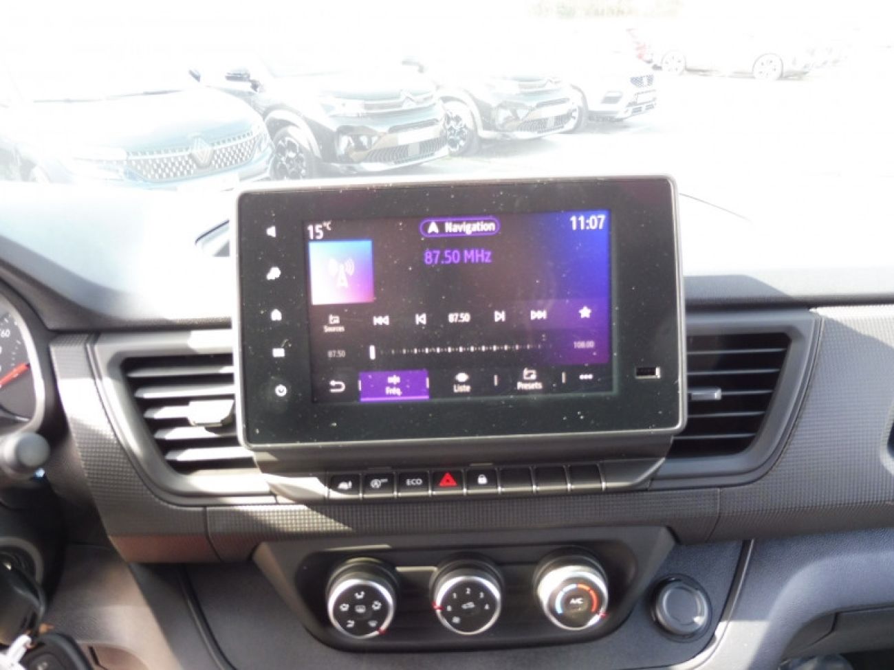 Mandataire RENAULT Trafic L2H1 3T 2.0 BLUE DCI 150CH ADVANCE EDC -24