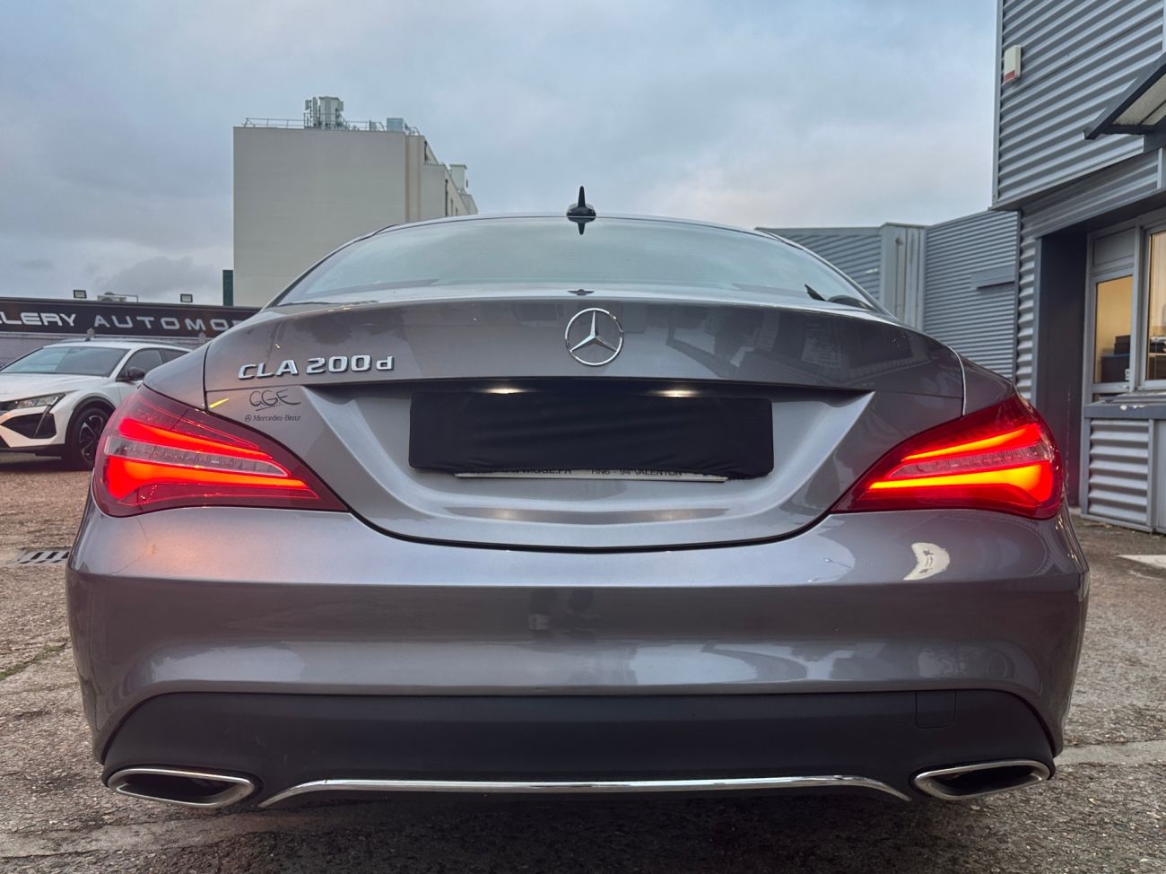 Mandataire MERCEDES-BENZ CLA 200 d 7G-DCT Sensation
