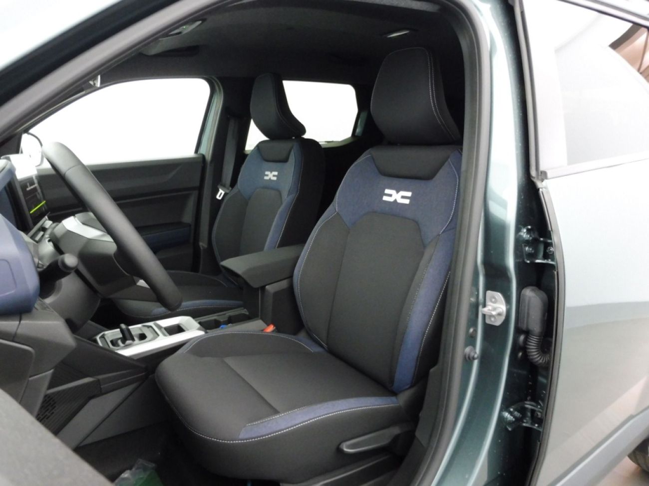 Mandataire Dacia DUSTER 1.6 HYBRID 140CH JOURNEY 4X2
