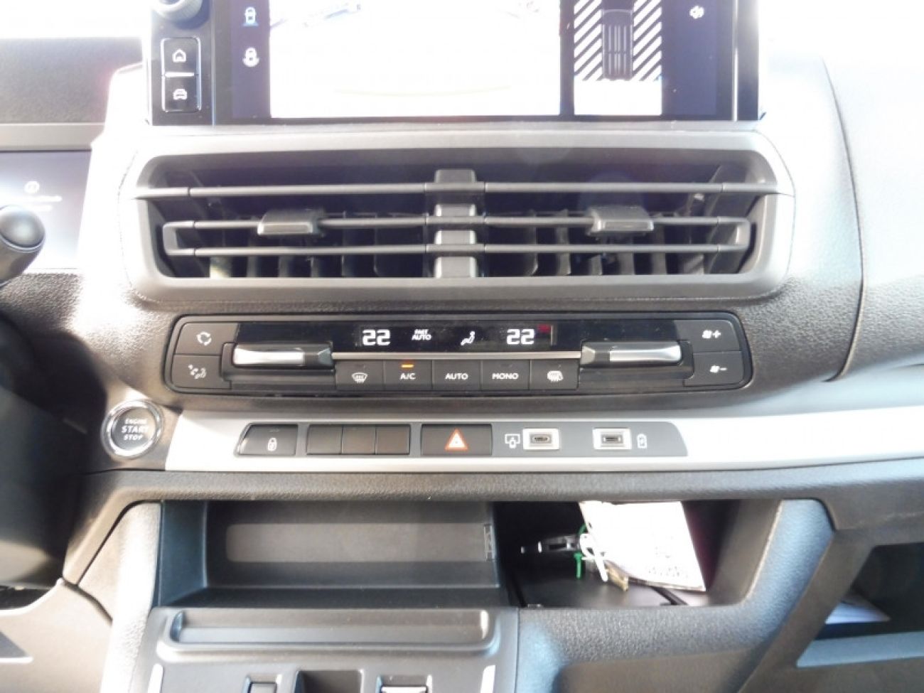Mandataire PEUGEOT Expert Cabine Approfondie XL 2.2 DIESEL 180CH CABINE APPROFONDIE FIXE AUTOMATIQUE