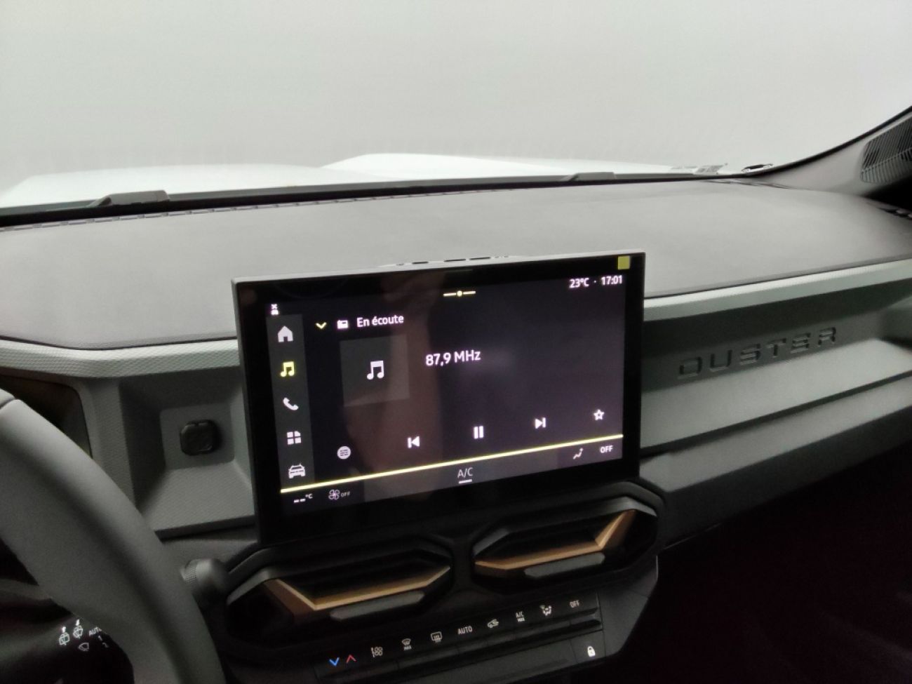 Mandataire Dacia DUSTER 1.2 TCE MILD HYBRID 130CH EXTREME 4X4