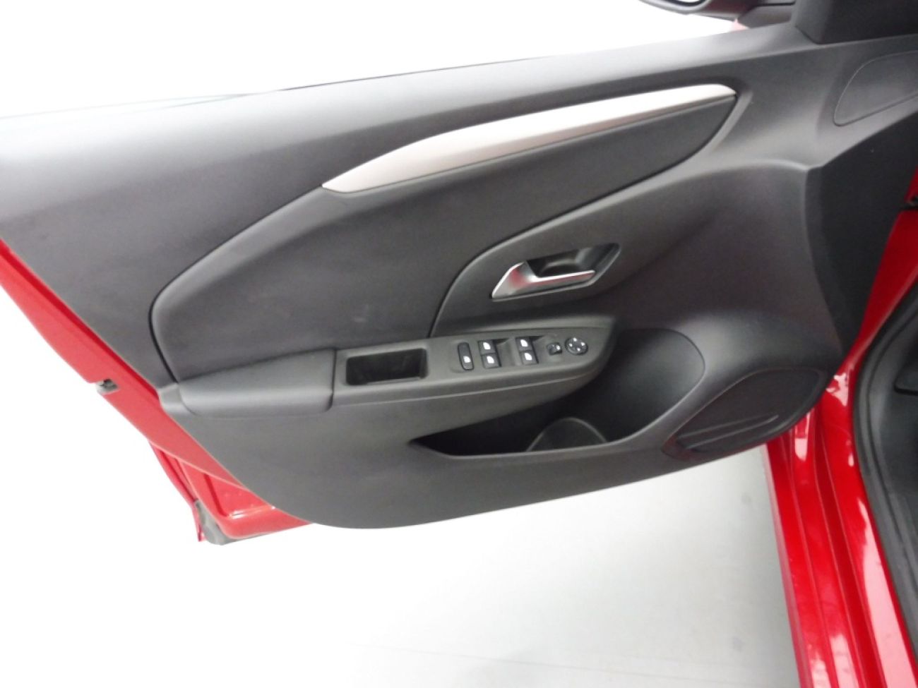 Mandataire Opel Corsa 1.2 100edition