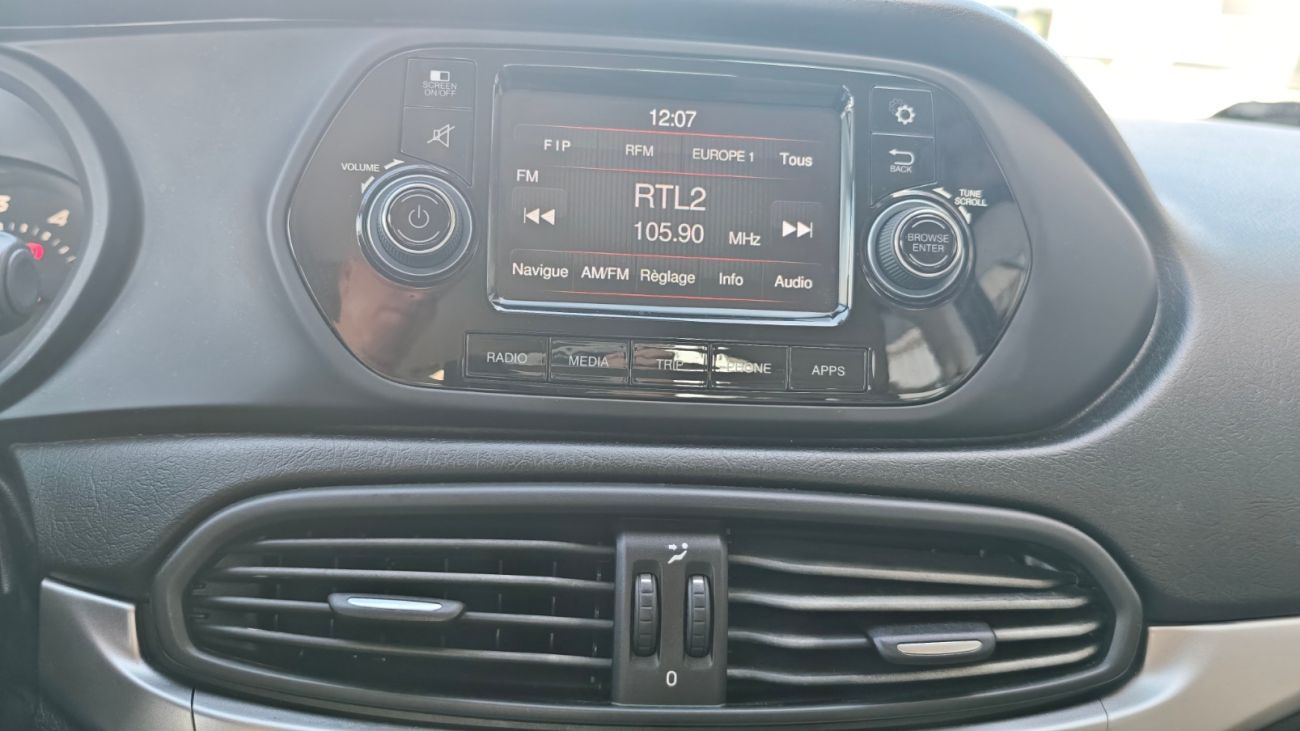Mandataire FIAT TIPO 1.4 95 ch Easy