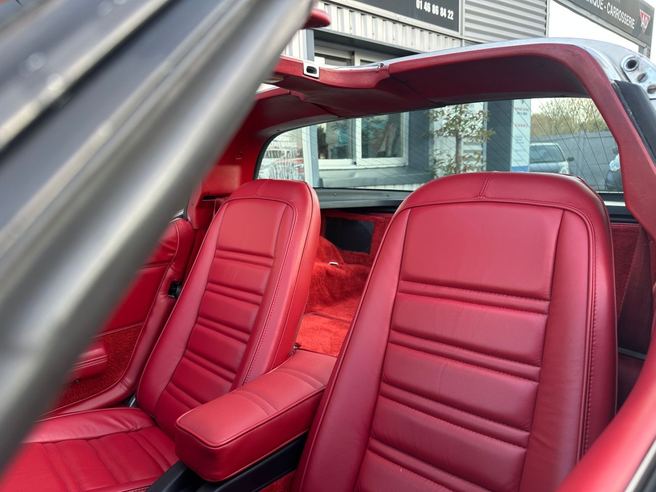 Mandataire CHEVROLET CORVETTE C3 T-TOP 25 TH ANNIVERSARY V8 350 L48