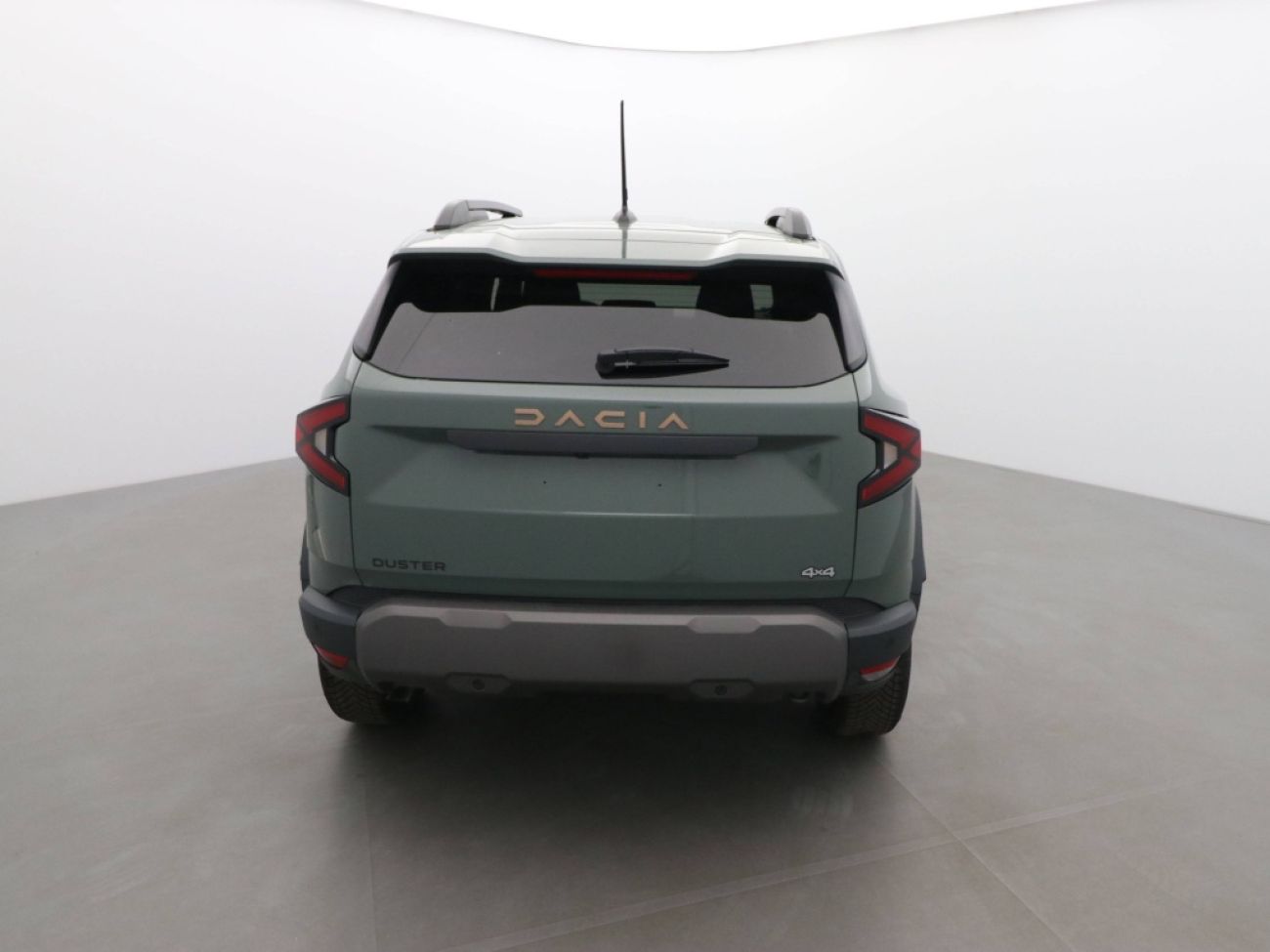 Mandataire Dacia DUSTER 1.2 TCE MILD HYBRID 130CH EXTREME 4X4