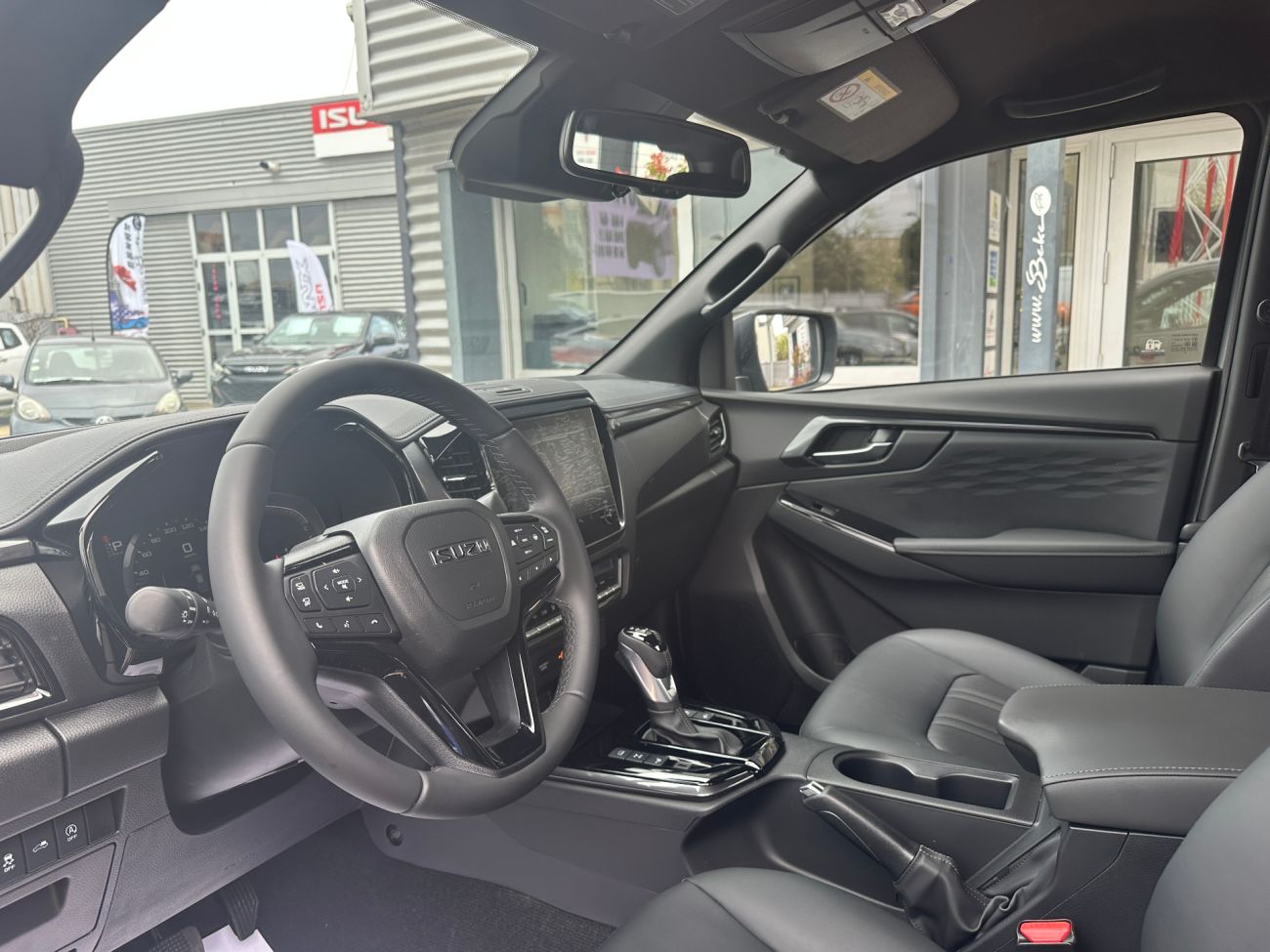 Mandataire ISUZU D-MAX SPACE NITRO SPORT 2.2 A/T 4x4 MY2026 Euro6e-bis