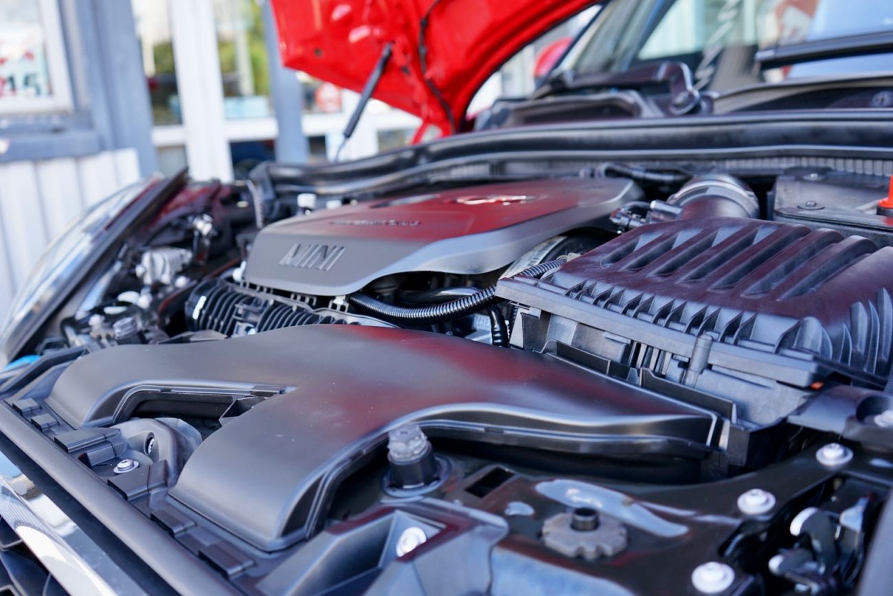 Mandataire MINI HATCH 3 PORTES F56 231 ch John Cooper Works BVA6 Finition JCW Exclusive Design