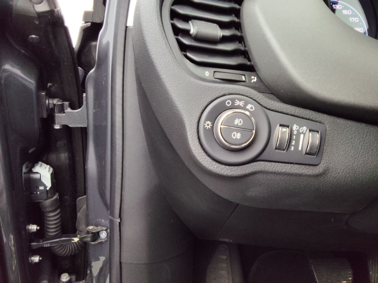 Mandataire FIAT 500X 1.5 FIREFLY TURBO 130CH S/S HYBRID PACK CONFORT DCT7
