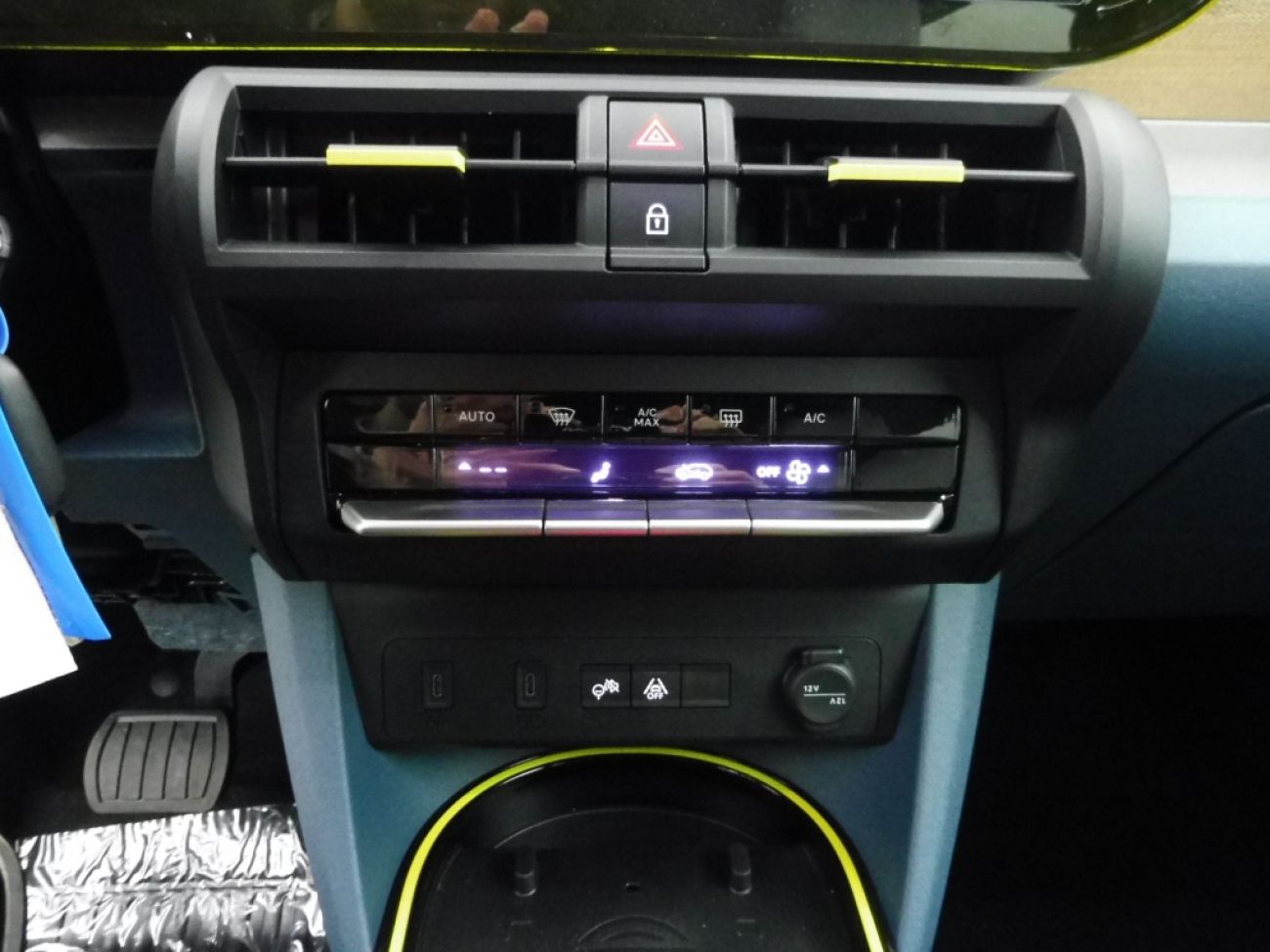 Mandataire FIAT Grande panda 1.2 HYBRID 100CH LA PRIMA EDCT6