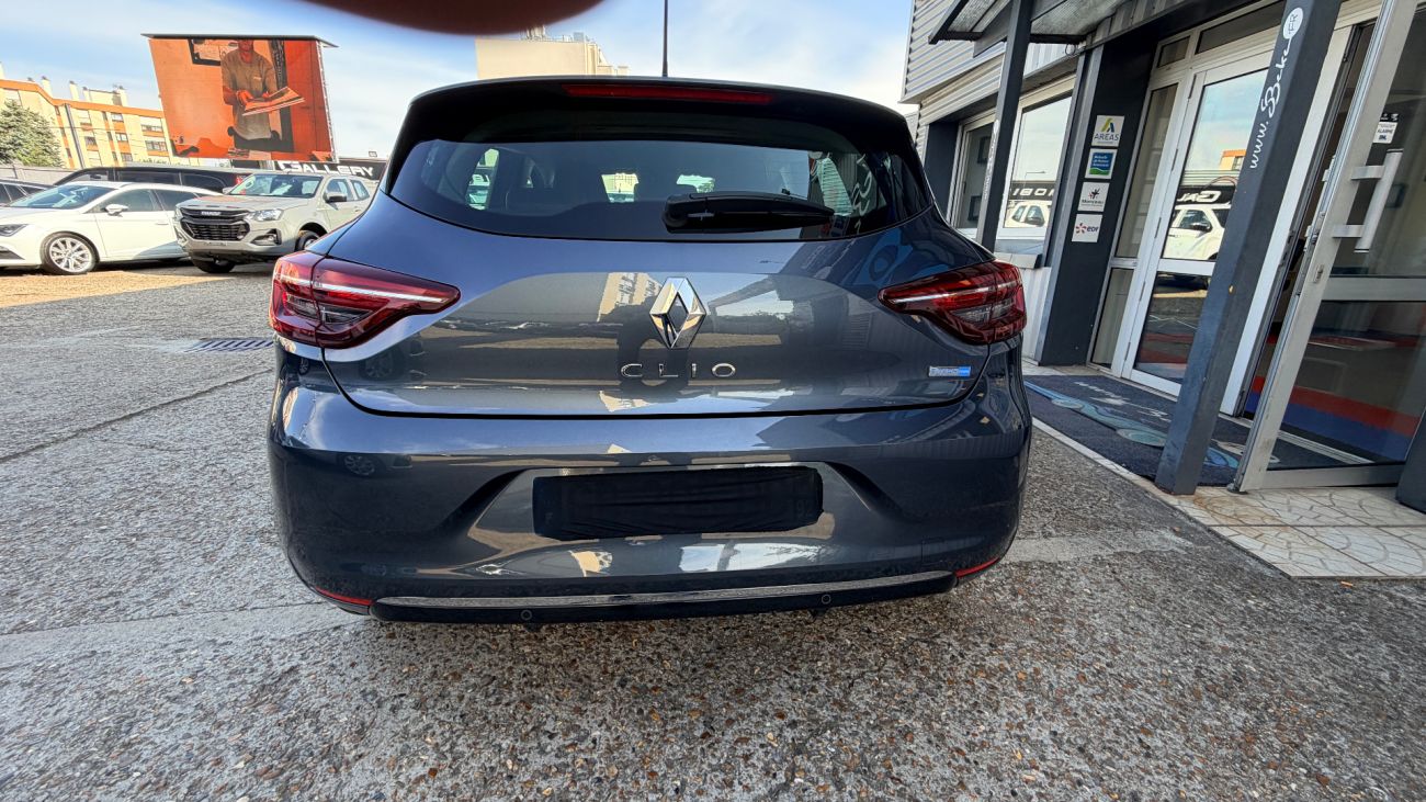 Mandataire RENAULT CLIO V E-Tech 140 Intens