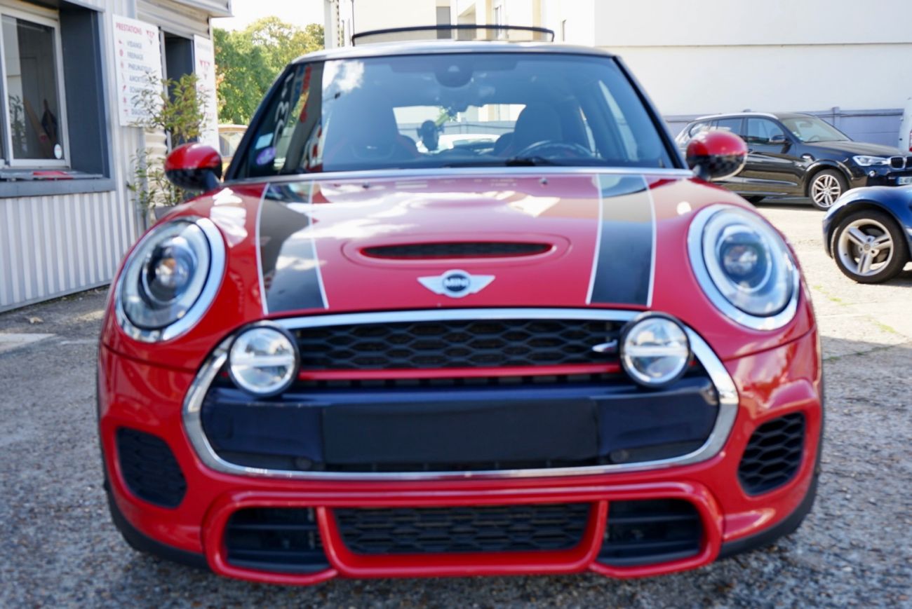 Mandataire MINI HATCH 3 PORTES F56 231 ch John Cooper Works BVA6 Finition JCW Exclusive Design