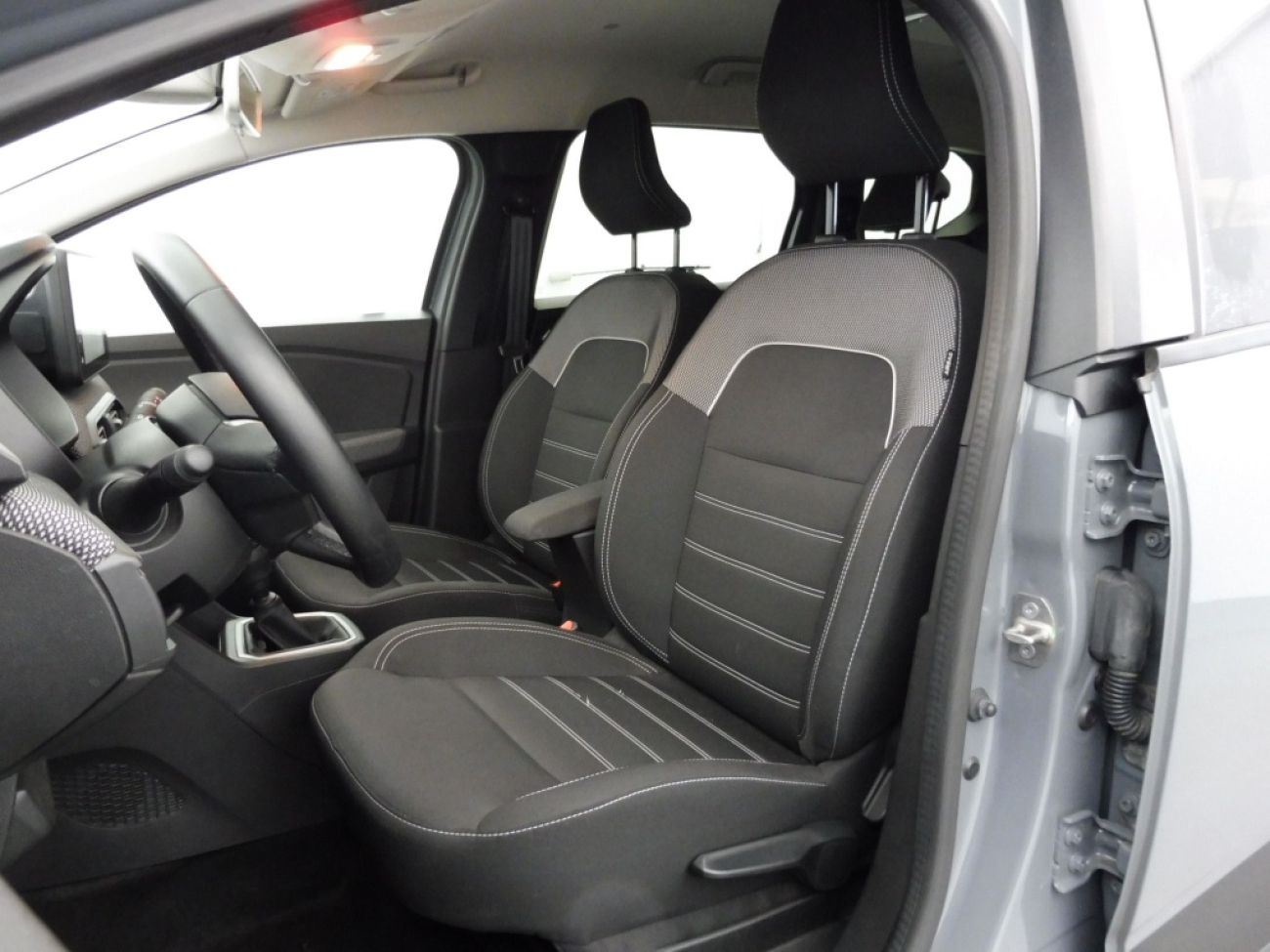 Mandataire Dacia Jogger 1.0 TCE 110CH EXPRESSION 7 PLACES -24