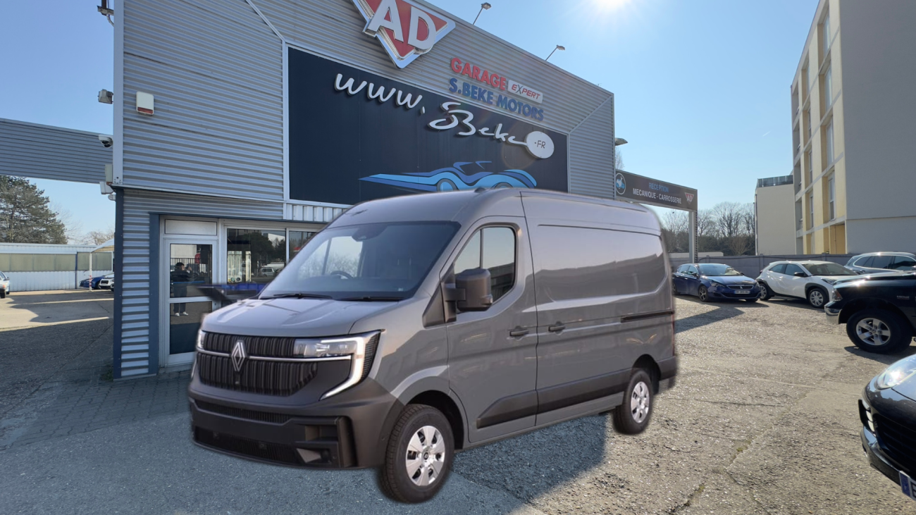 Mandataire RENAULT MASTER FOURGON FGN TRAC F3300 L2H2 BLUE DCI 150 CONFORT