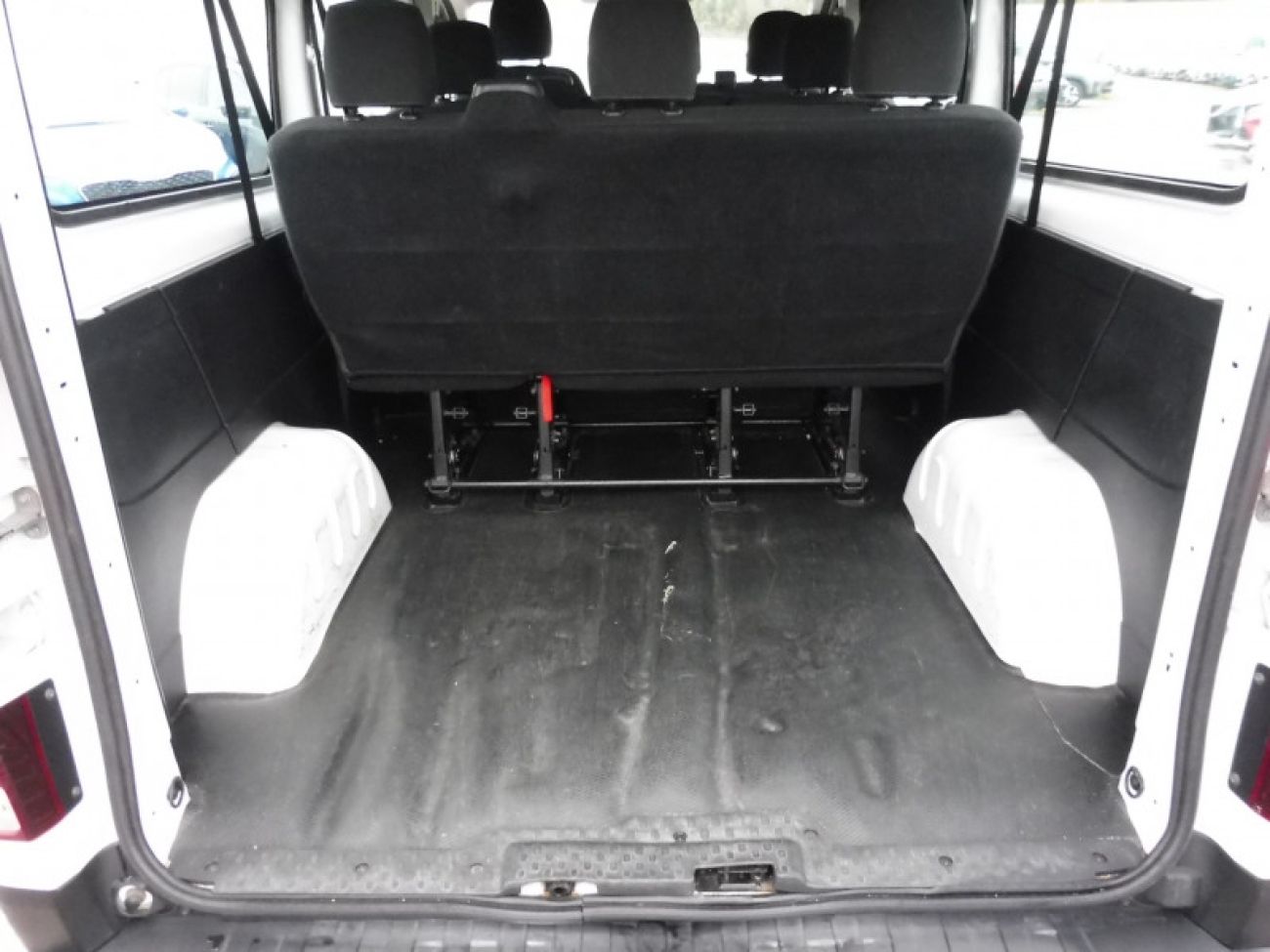 Mandataire RENAULT Trafic Passenger L2 2.0 BLUE DCI 150CH S&S ZEN 9 PLACES