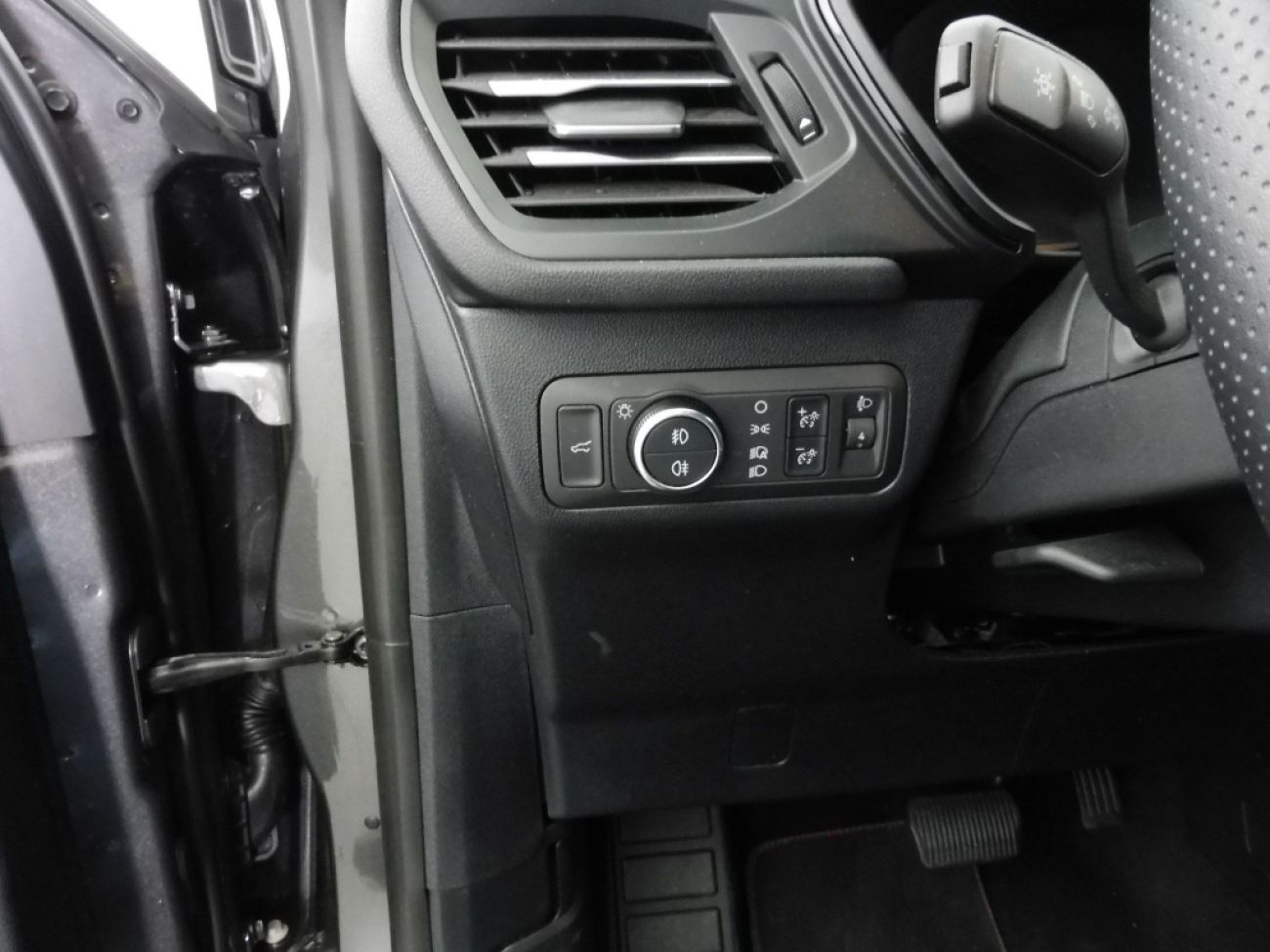 Mandataire Ford KUGA 2.0 TDCI 120CH ST-LINE POWERSHIFT