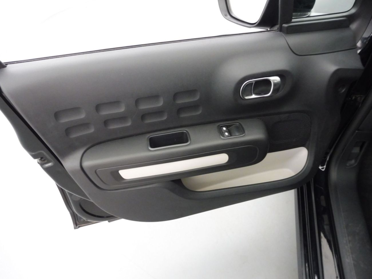 Mandataire Citroën C3 1.5 BLUEHDI 100CH S&S PLUS