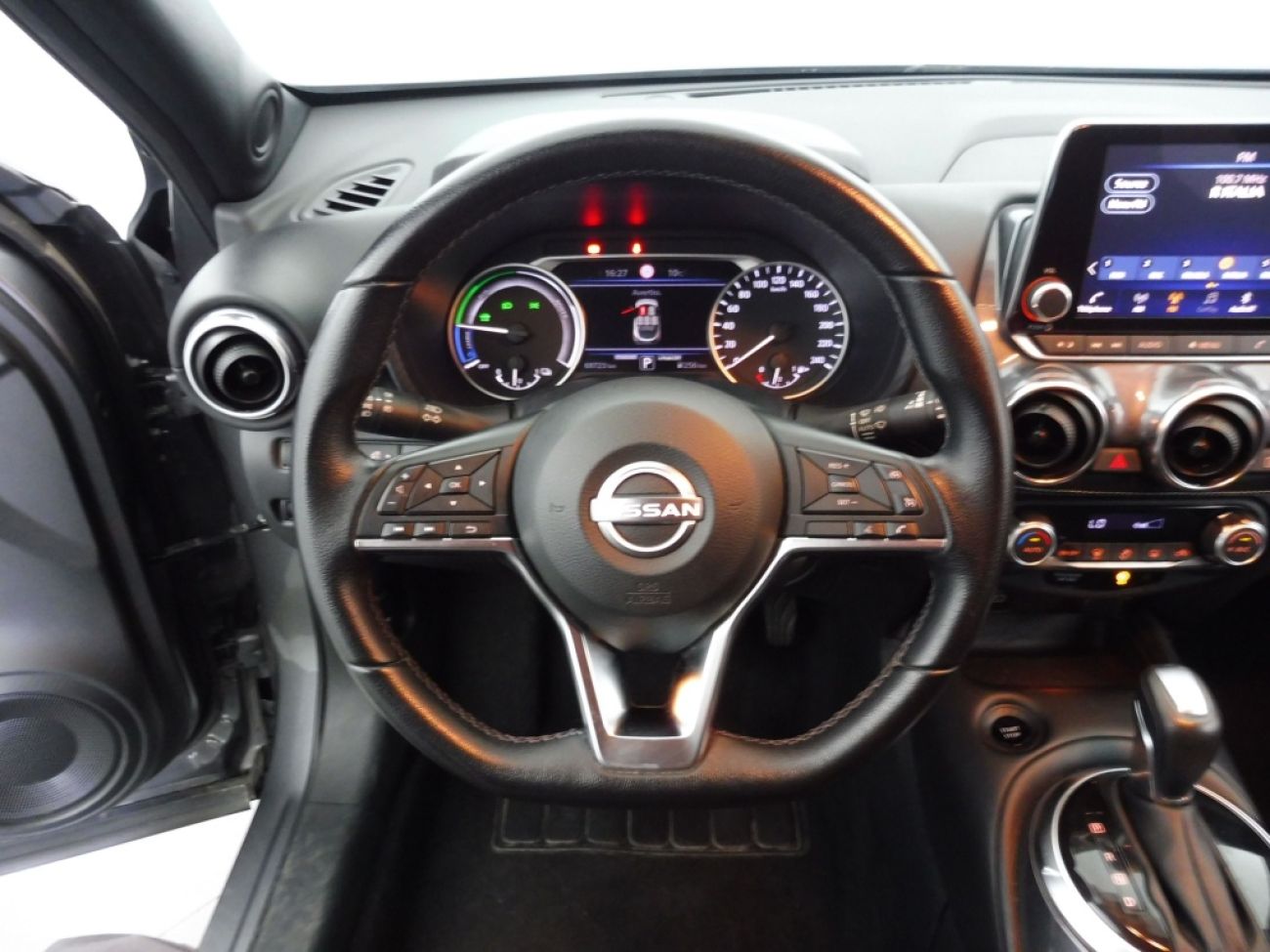Mandataire NISSAN Juke 1.6 HYBRID 143CH N-CONNECTA