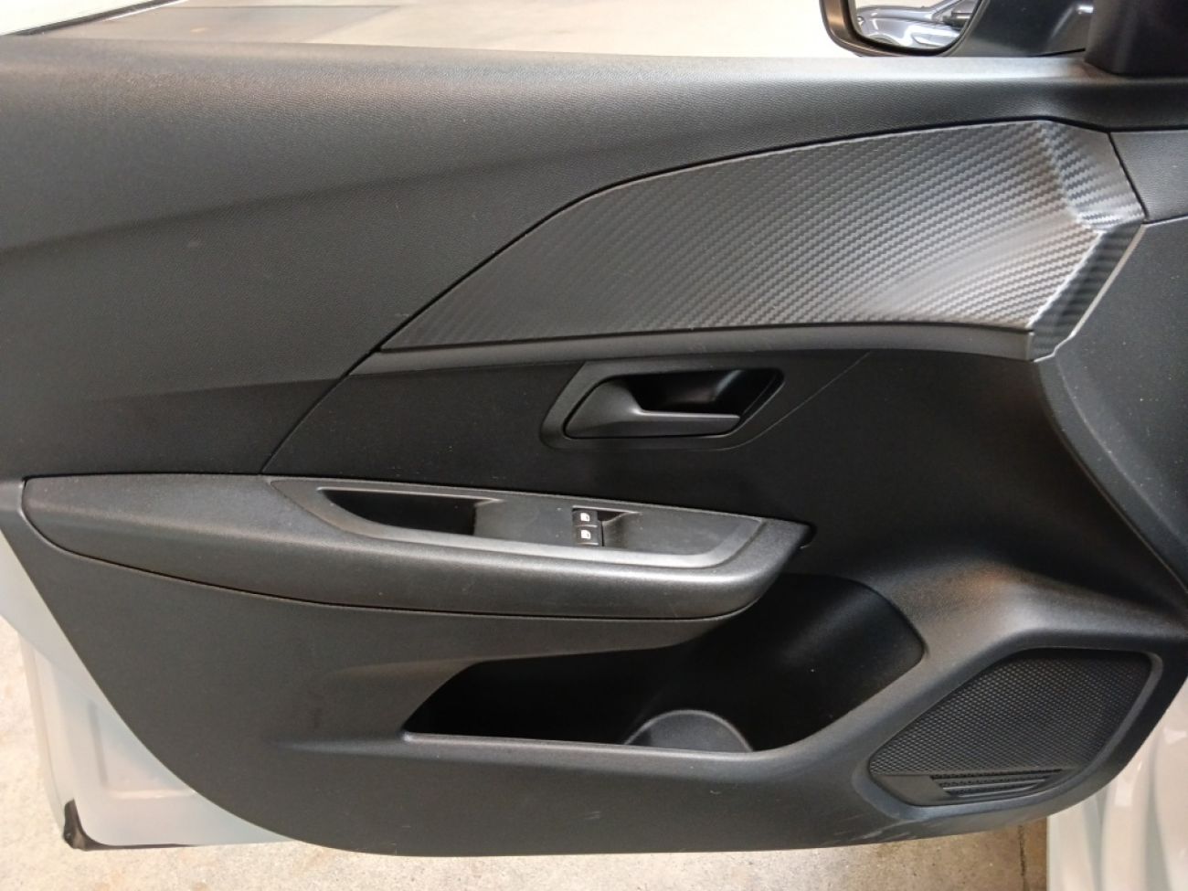 Mandataire PEUGEOT 208 Affaire 1.5 BLUEHDI 100 PREMIUM