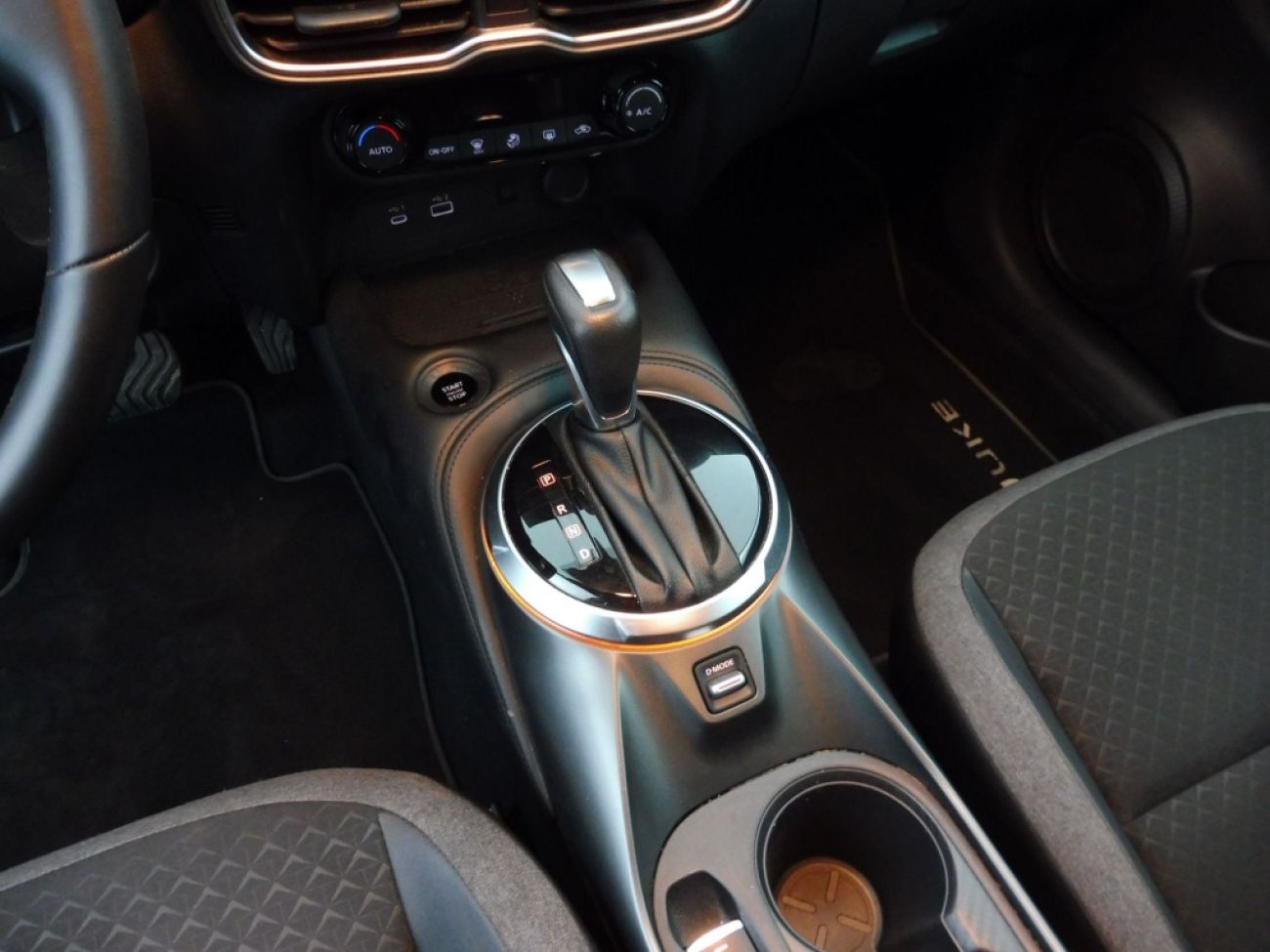 Mandataire NISSAN Juke 1.0 DIG-T 114 ATn-connecta