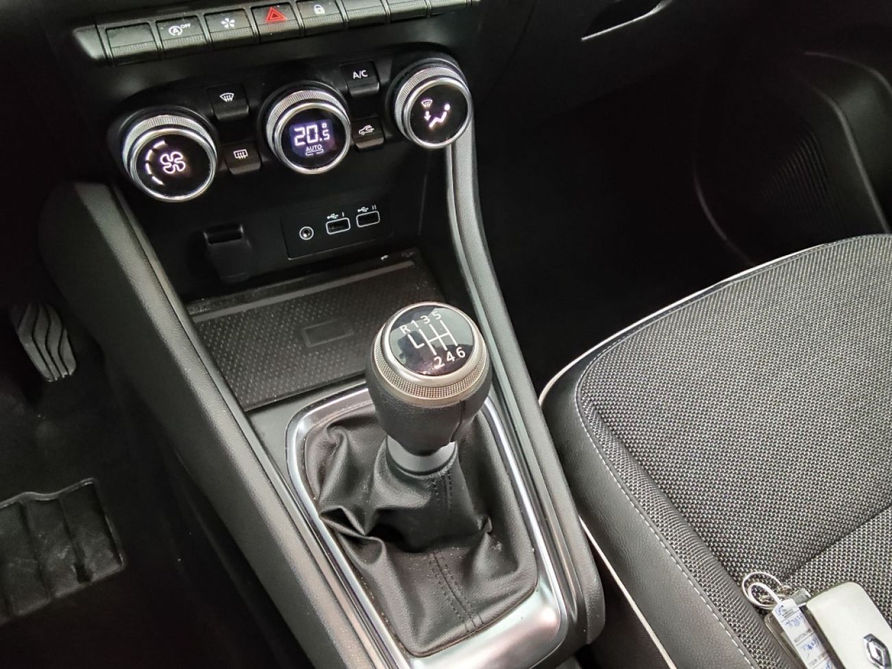 Mandataire RENAULT Captur 1.0 TCE 90CH TECHNO