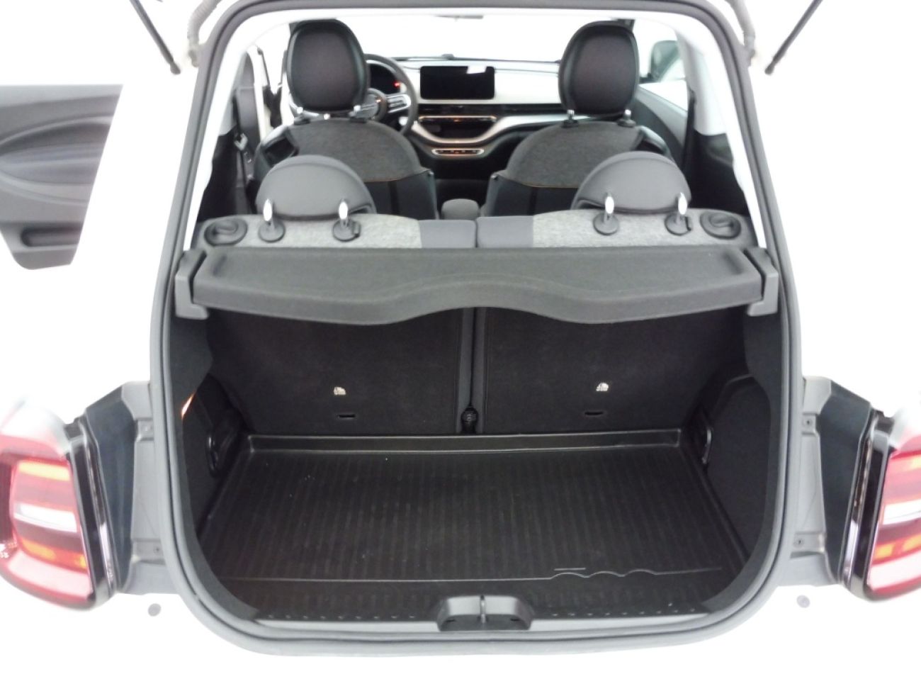 Mandataire FIAT 500 E 118CH ICONE