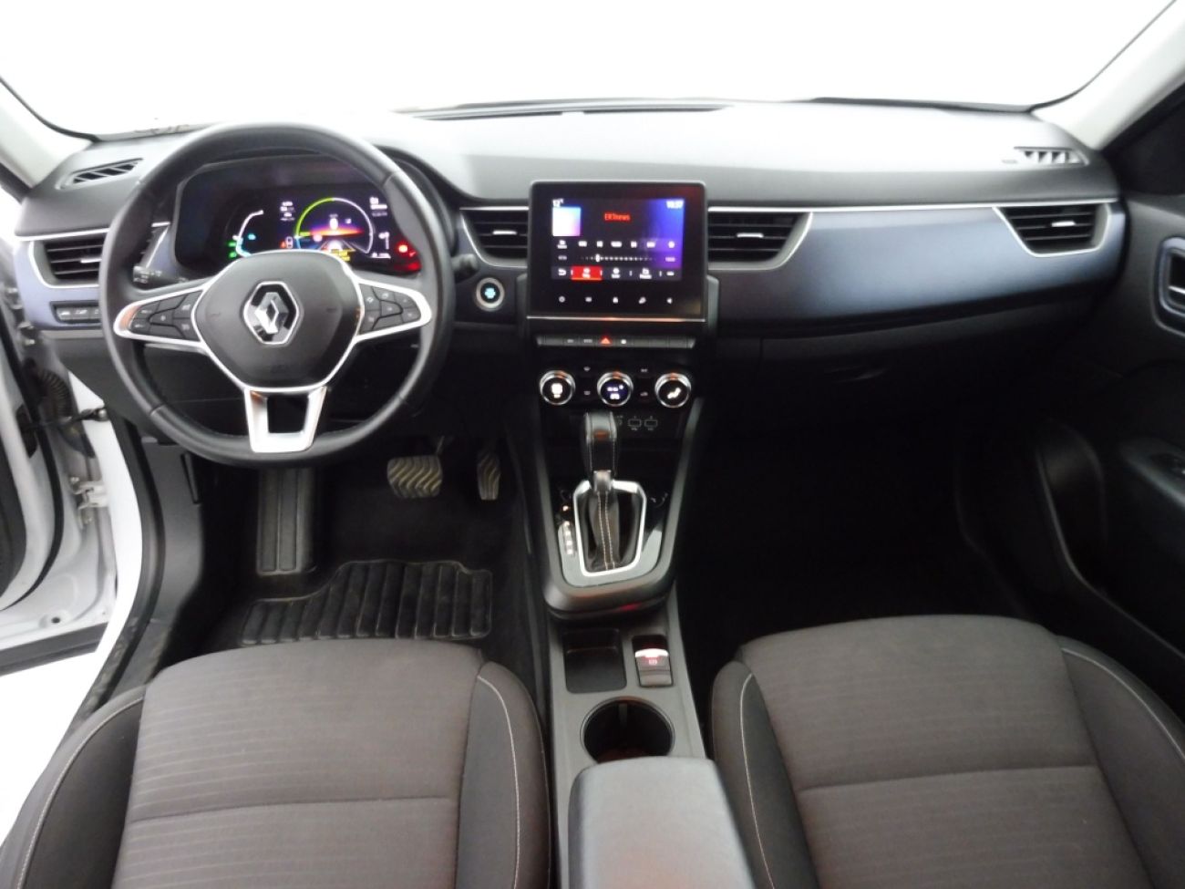 Mandataire RENAULT Arkana 1.6 E-TECH HYBRIDE 145CH EQUILIBRE
