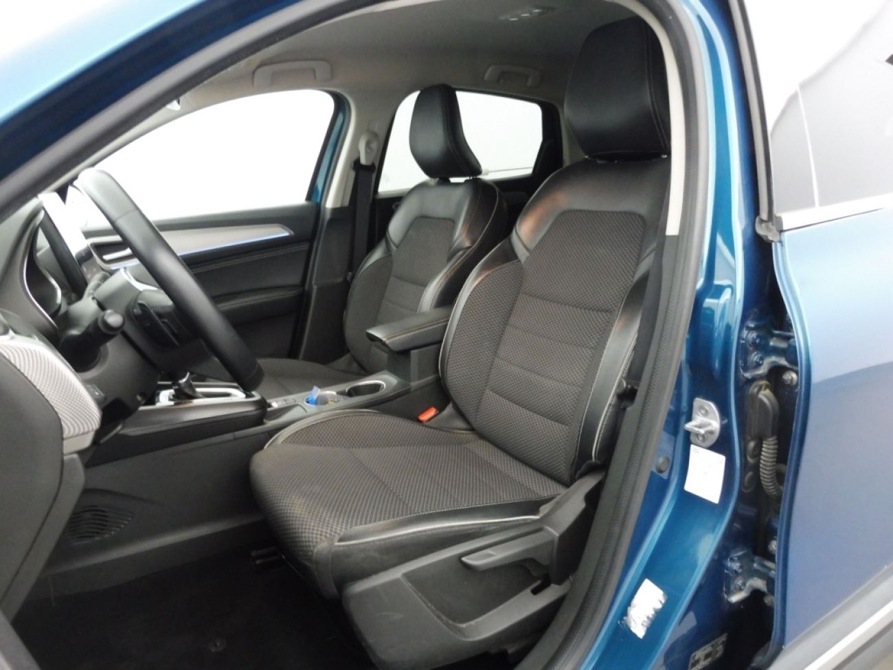 Mandataire RENAULT Arkana 1.3 TCE MILD HYBRID 140CH TECHNO EDC