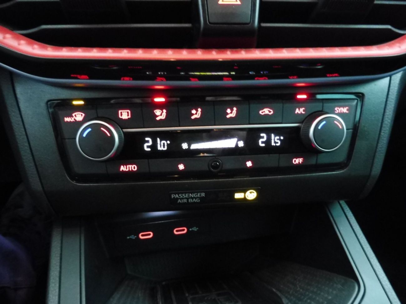 Mandataire Seat Ibiza 1.0 TSI 110CH FR