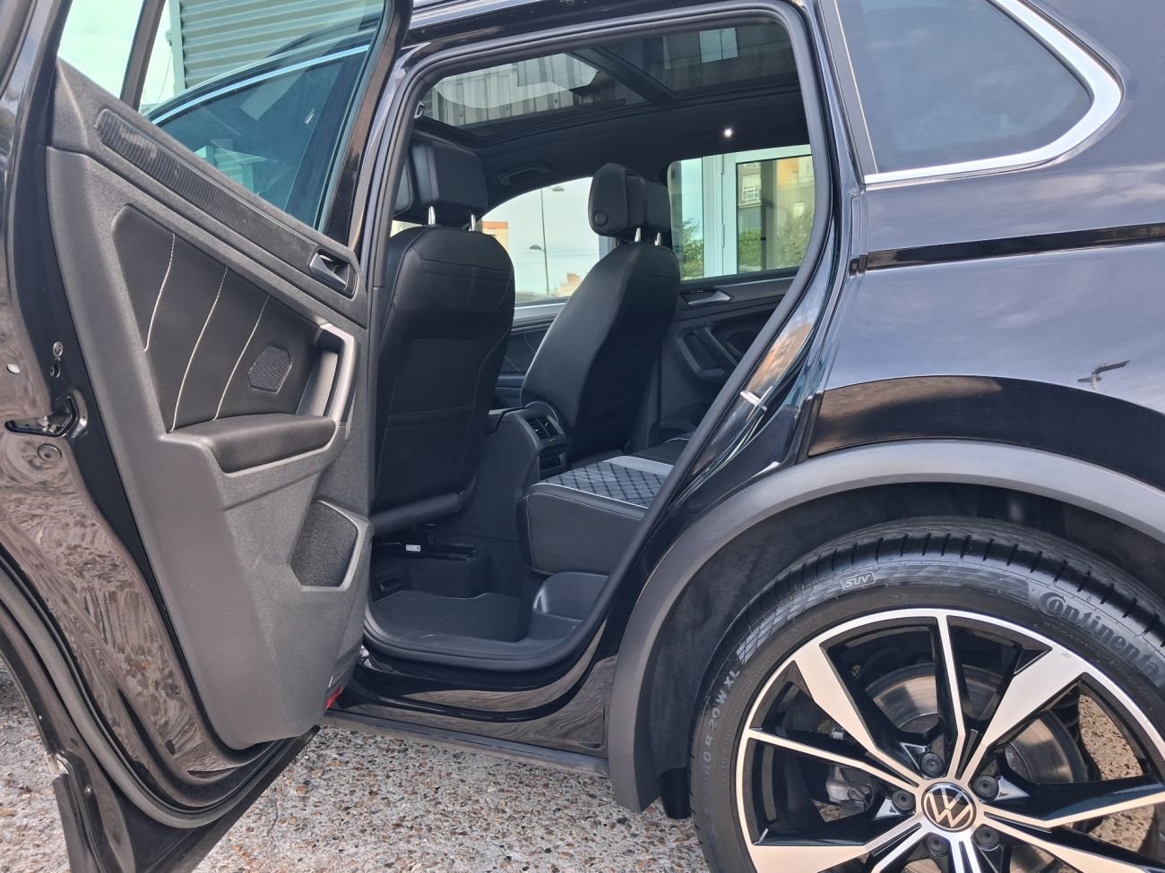Mandataire VOLKSWAGEN TIGUAN 1.5 TSI 150ch DSG7 R-Line