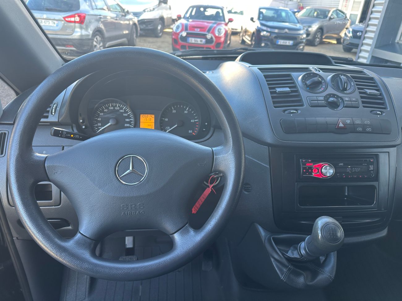 Mandataire MERCEDES VITO FOURGON 110 CDI 2.8t COMPACT 6 places