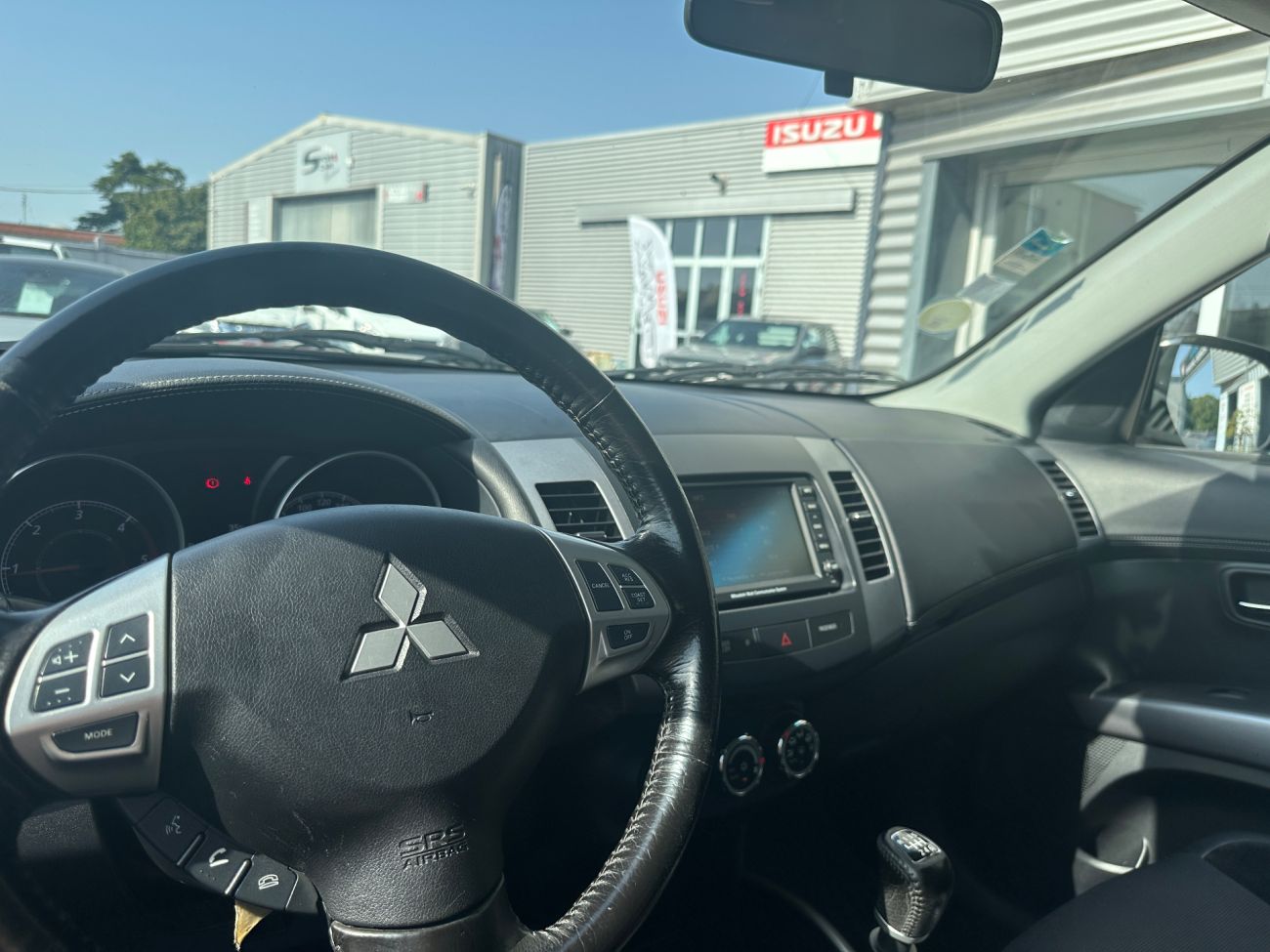 Mandataire MITSUBISHI OUTLANDER 2.2 DI-D 150 4WD Instyle