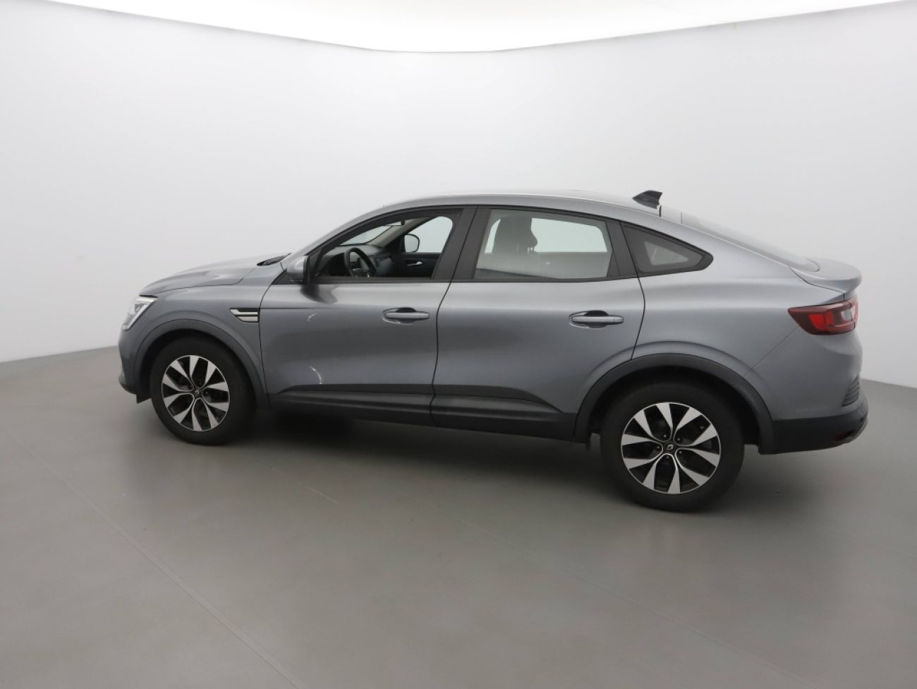 Mandataire RENAULT Arkana 1.3 TCE MILD HYBRID 140CH EQUILIBRE EDC