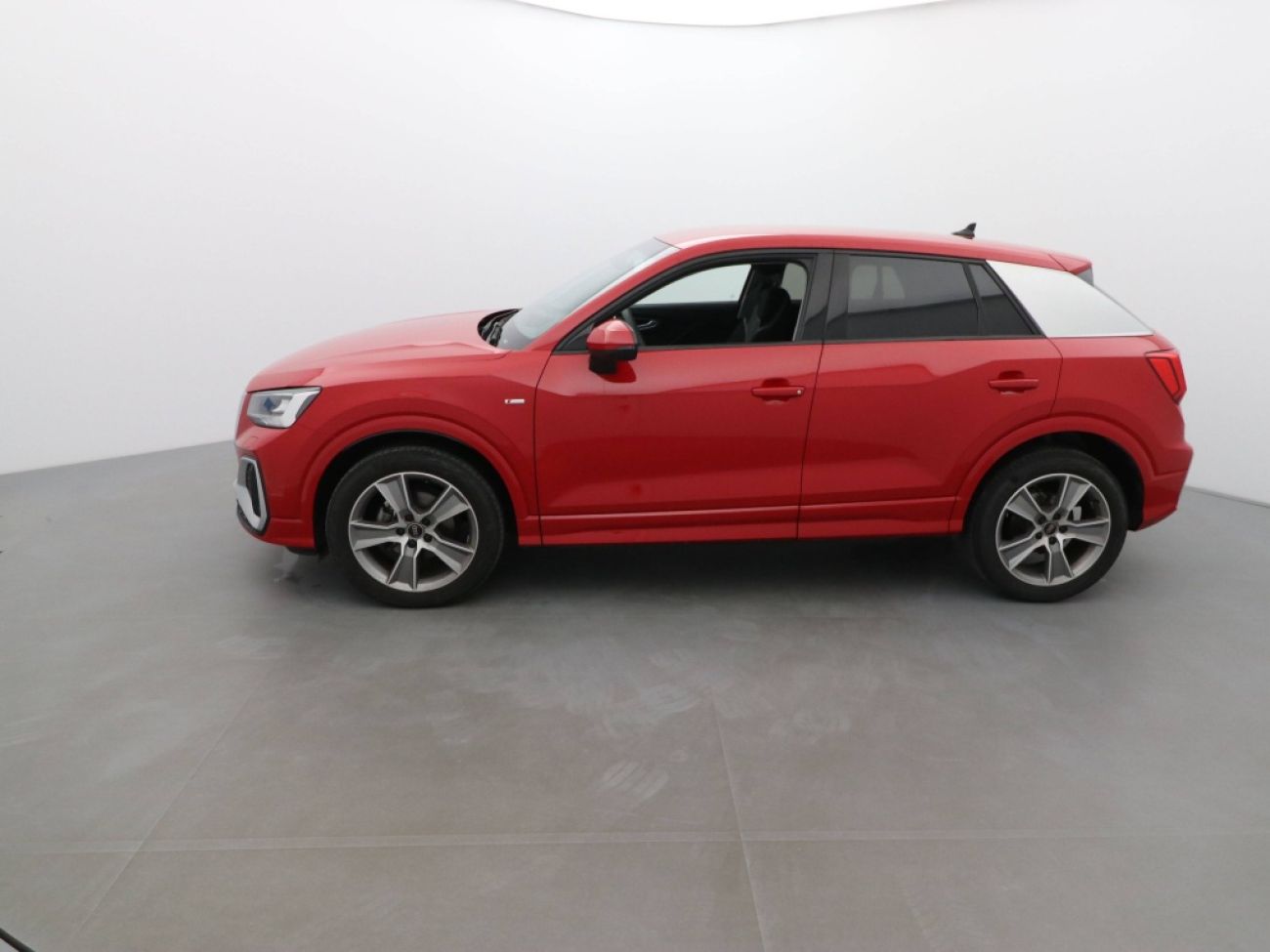 Mandataire AUDI Q2 30 TDI 116CH PACK S LINE EXTERIEUR