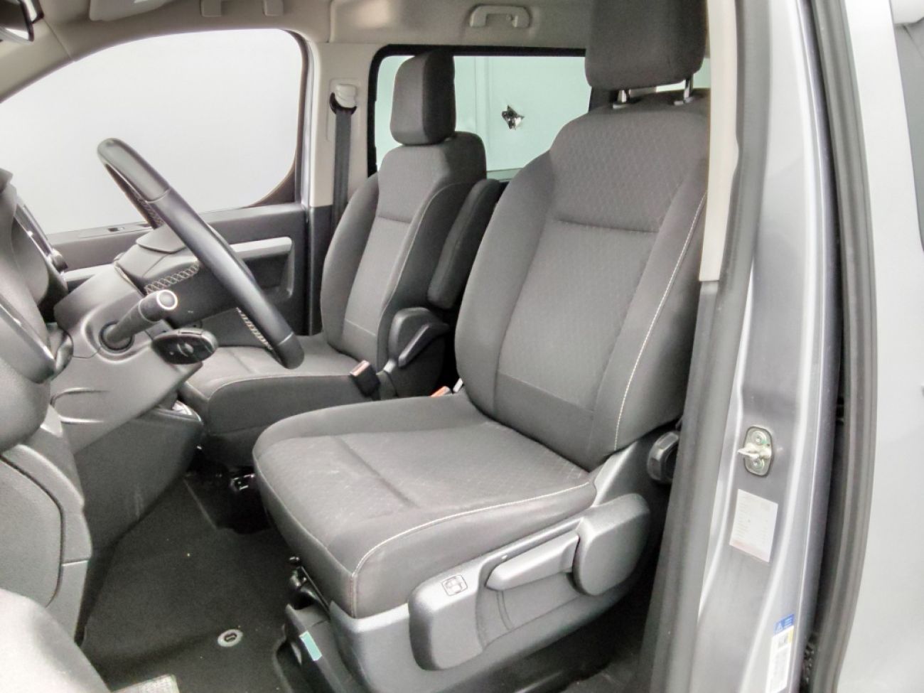 Mandataire Opel Zafira Life 2.0D 145life