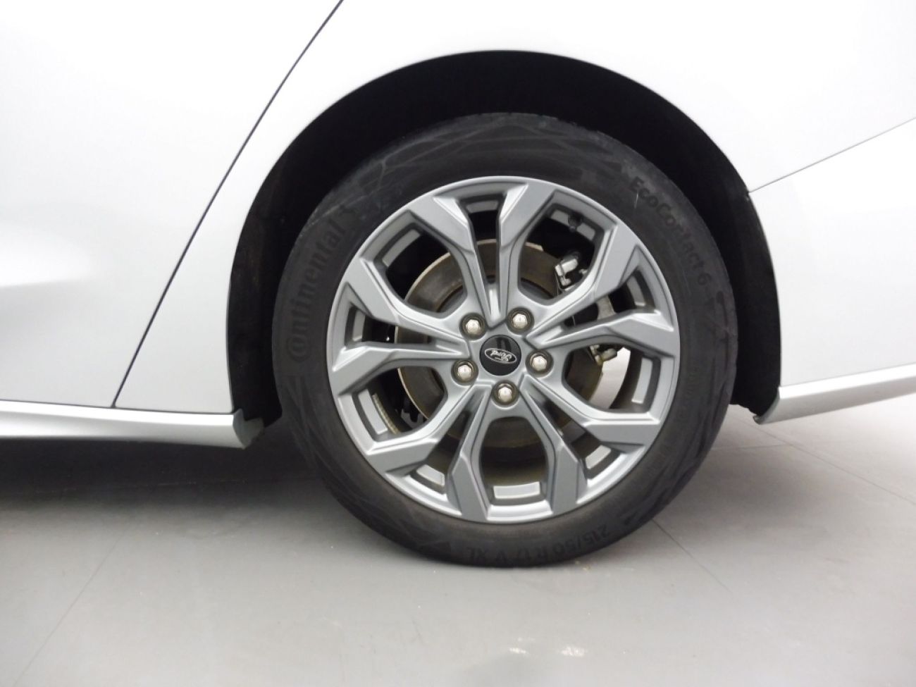 Mandataire Ford Focus SW 1.0 ECOBOOST 125st line