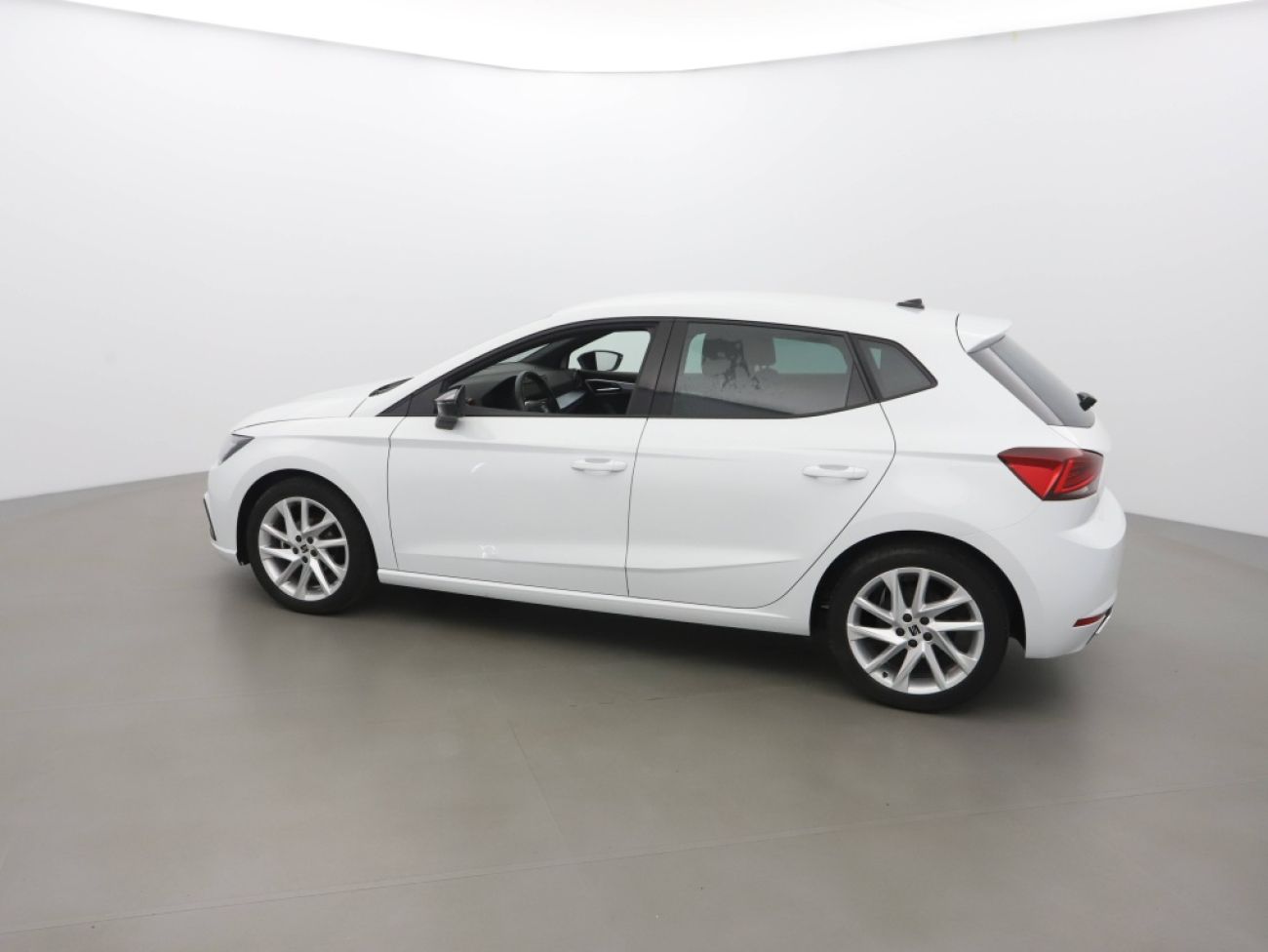 Mandataire Seat IBIZA 1.0 TSI 95CH FR