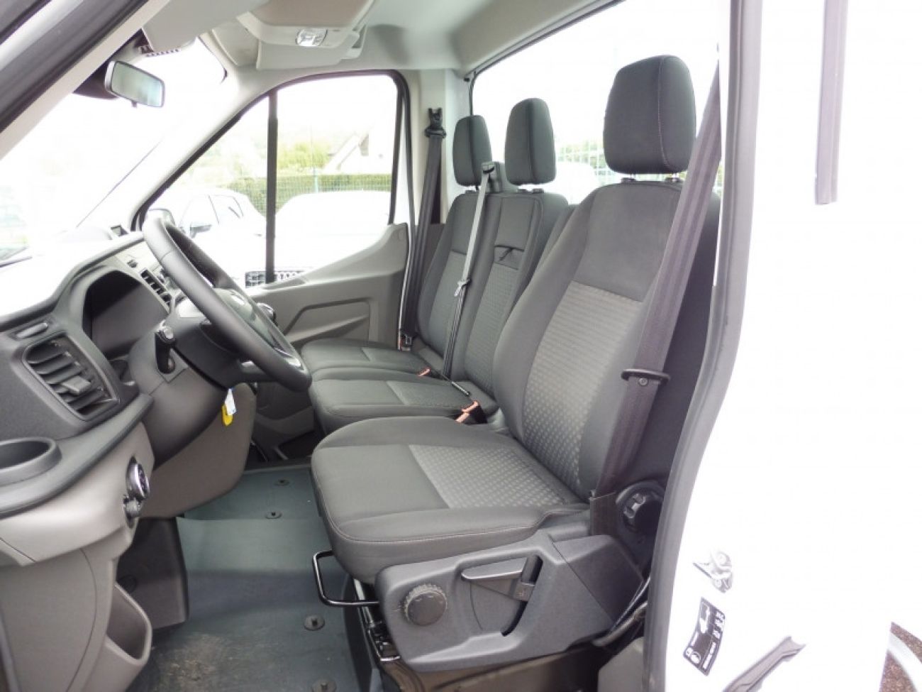 Mandataire Ford Transit Benne 350 L2 2.0 ECOBLUE 130CH TREND BUSINESS