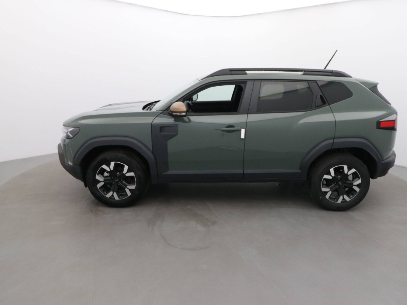 Mandataire Dacia DUSTER 1.2 TCE MILD HYBRID 130CH EXTREME 4X4