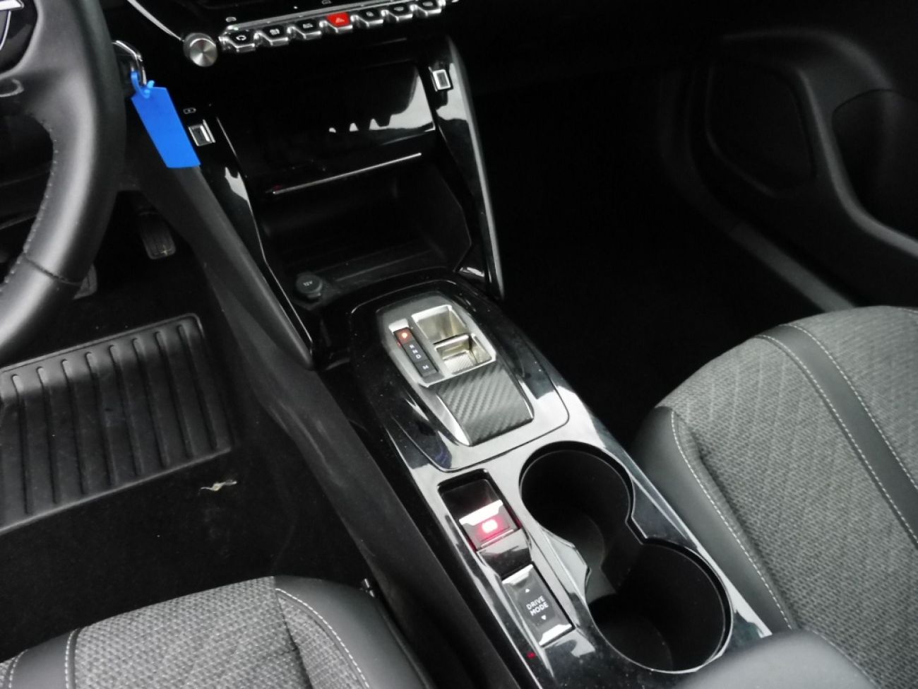 Mandataire PEUGEOT 2008 1.2 PURETECH 130CH S&S ALLURE EAT8