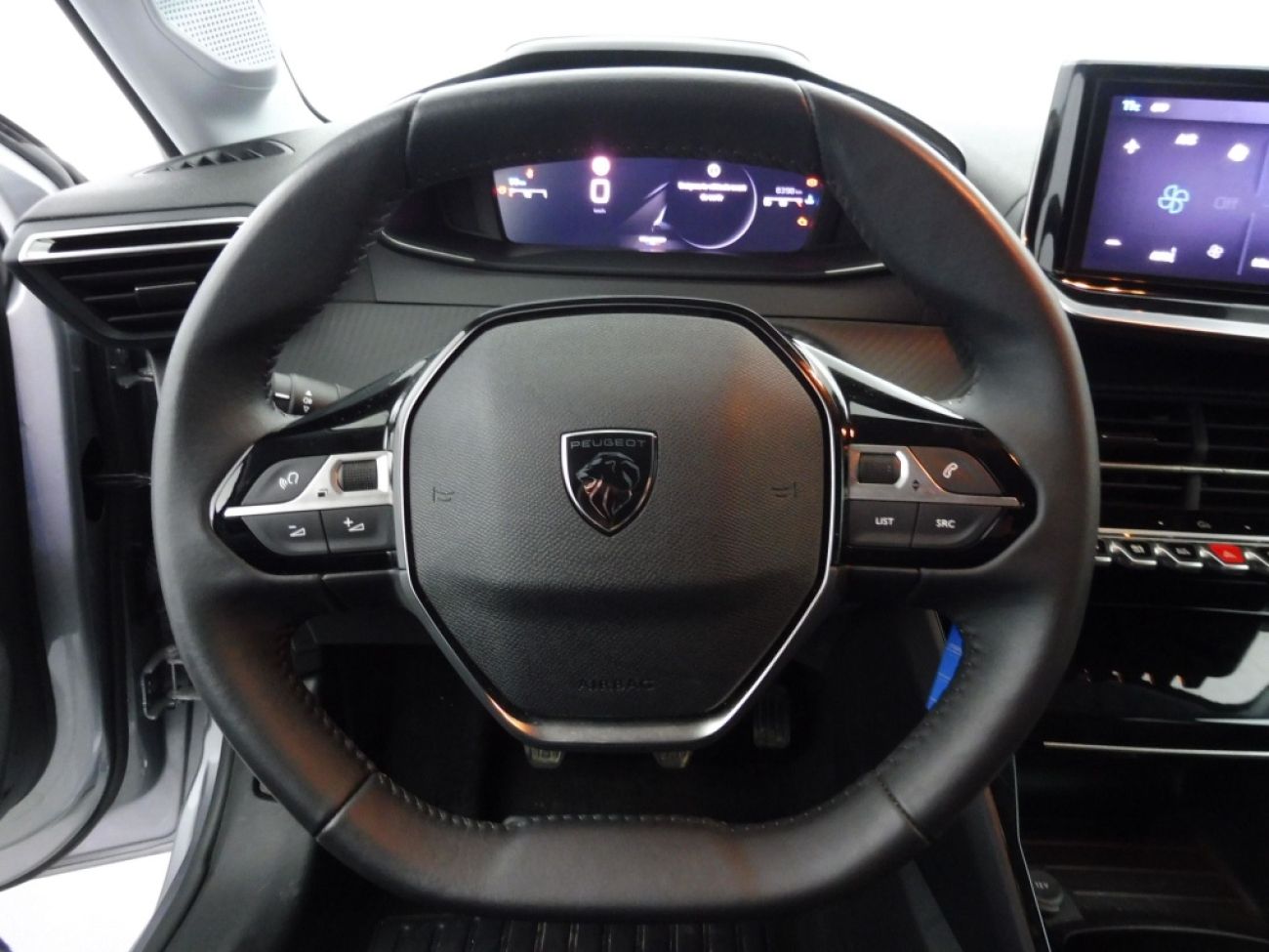 Mandataire PEUGEOT 208 1.2 100CH S&S ALLURE