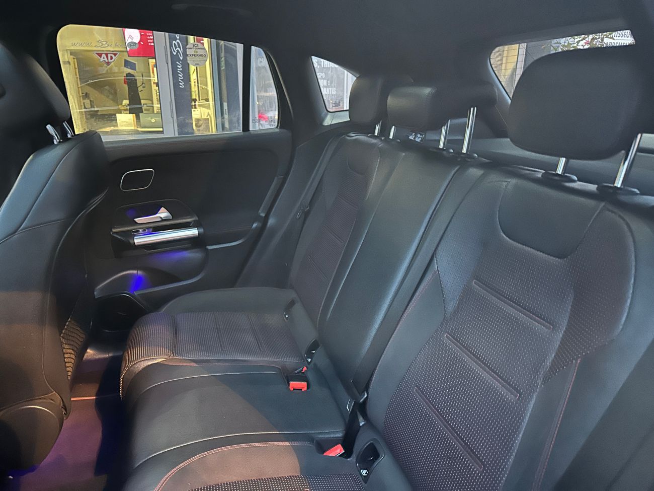 Mandataire MERCEDES GLA 200 d 8G-DCT AMG Line edition 1 toit pano