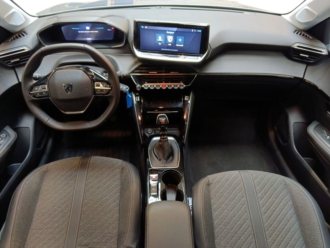 Mandataire PEUGEOT 208 1.2 100CH S&S ALLURE