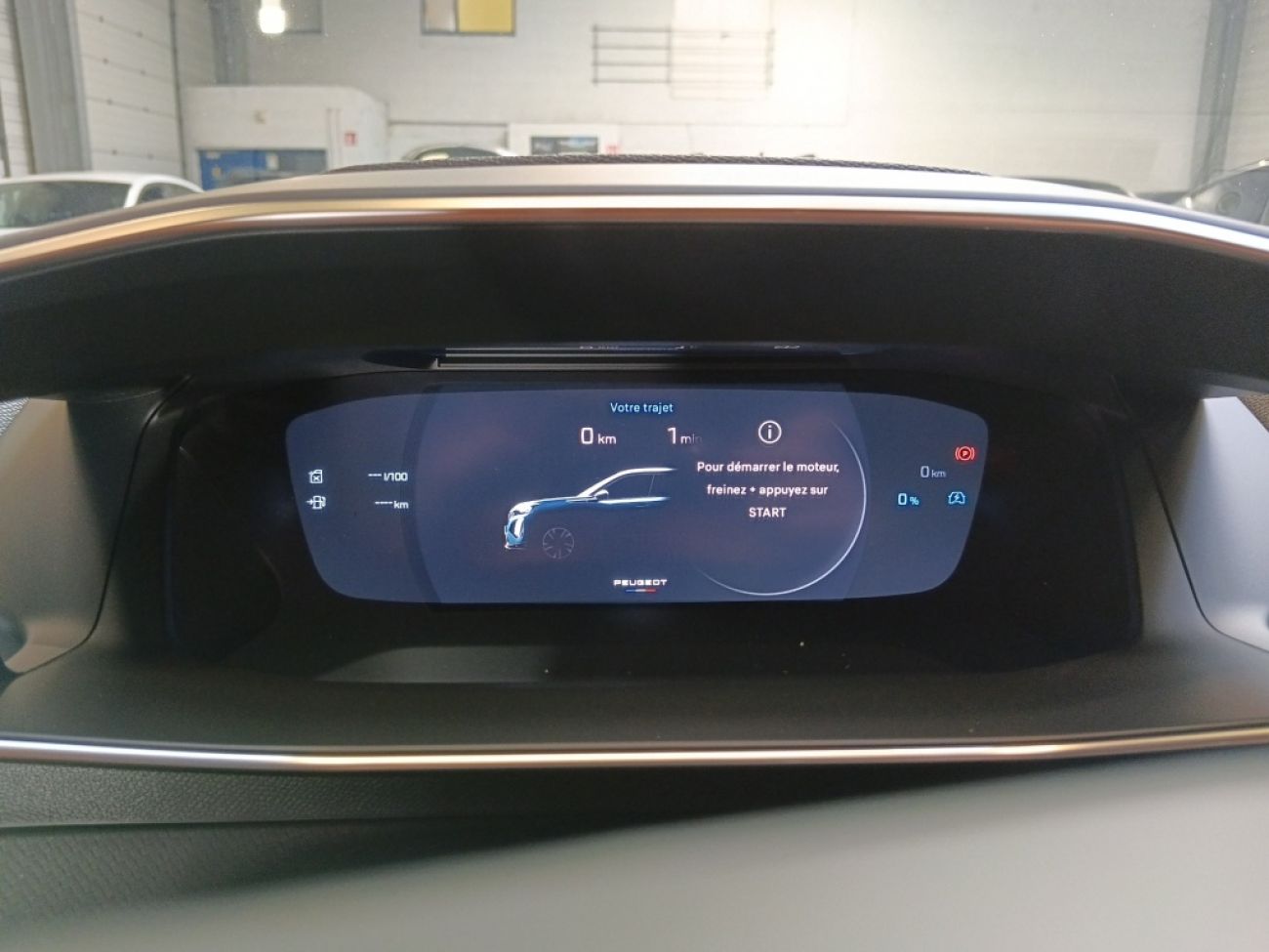 Mandataire PEUGEOT 2008 1.2 HYBRID 145CH GT E-DCS6