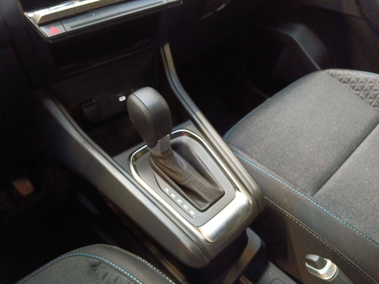 Mandataire RENAULT Captur 1.6 E-TECH FULL HYBRID 145CH EVOLUTION