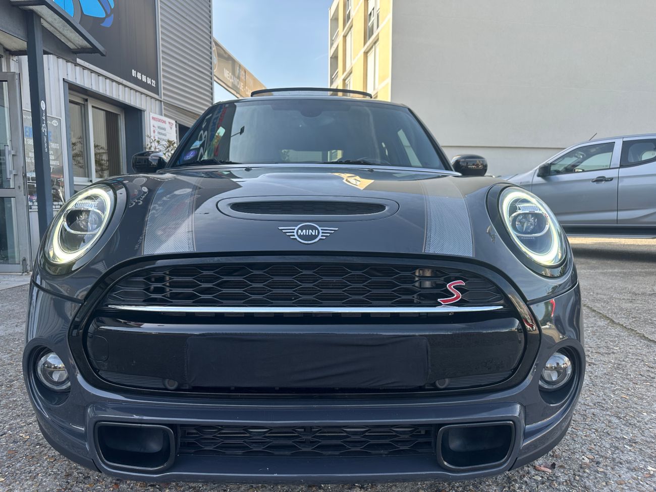 Mandataire MINI HATCH 5 PORTES F55 LCI Cooper S 178 ch BVA7 Finition greenwich