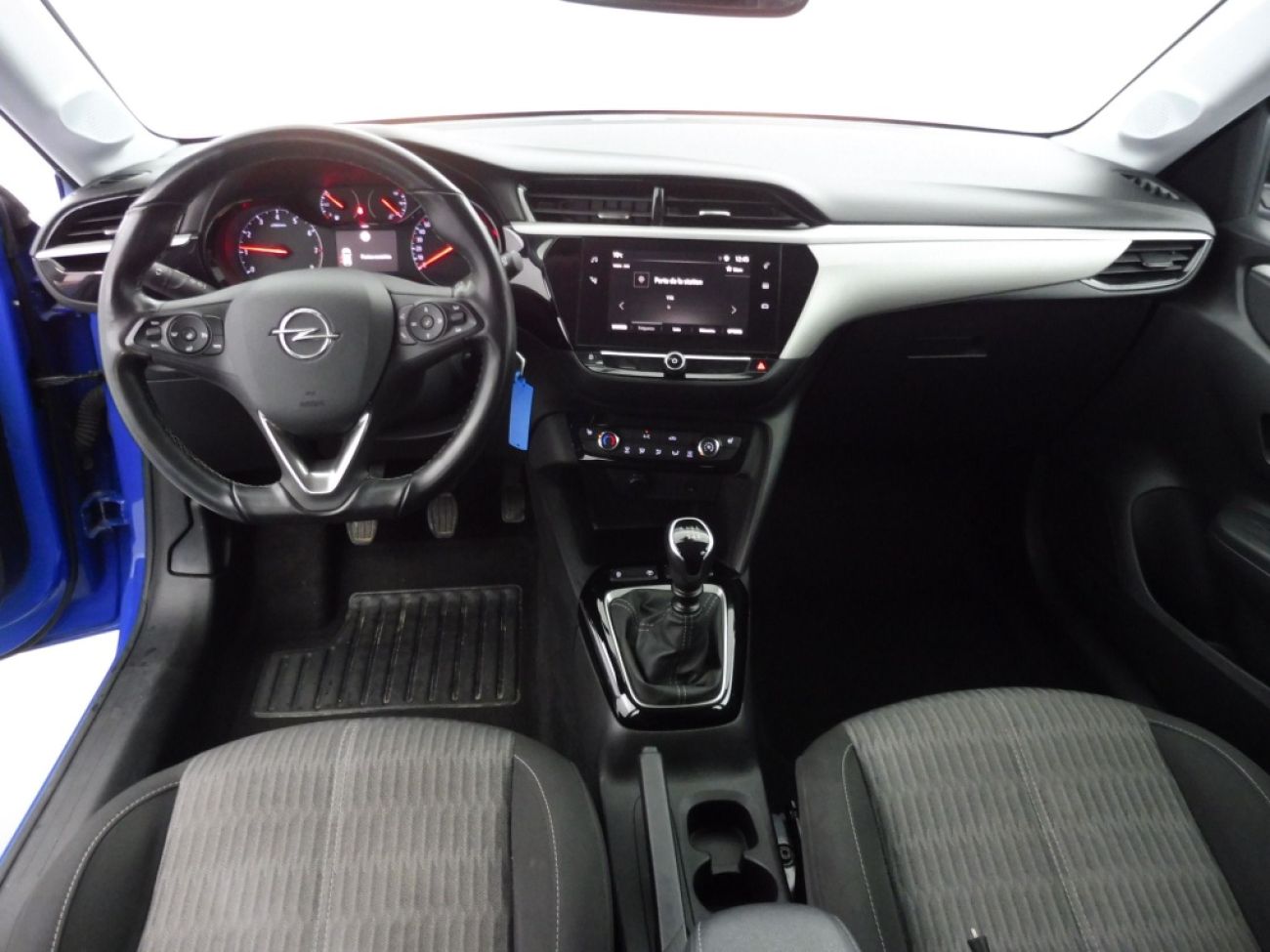 Mandataire Opel Corsa 1.2 100edition