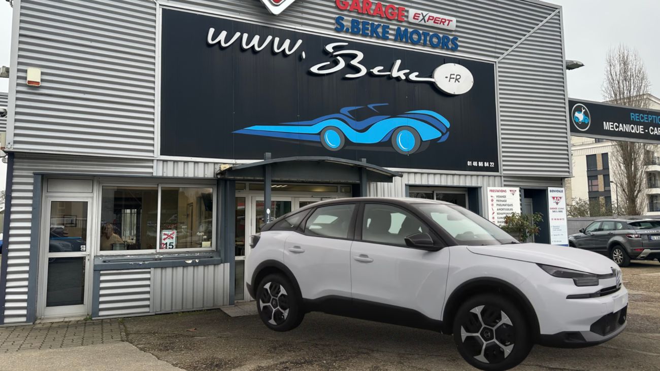 Mandataire Citroën C4 MAX  HYBRID 145 e-DSC6